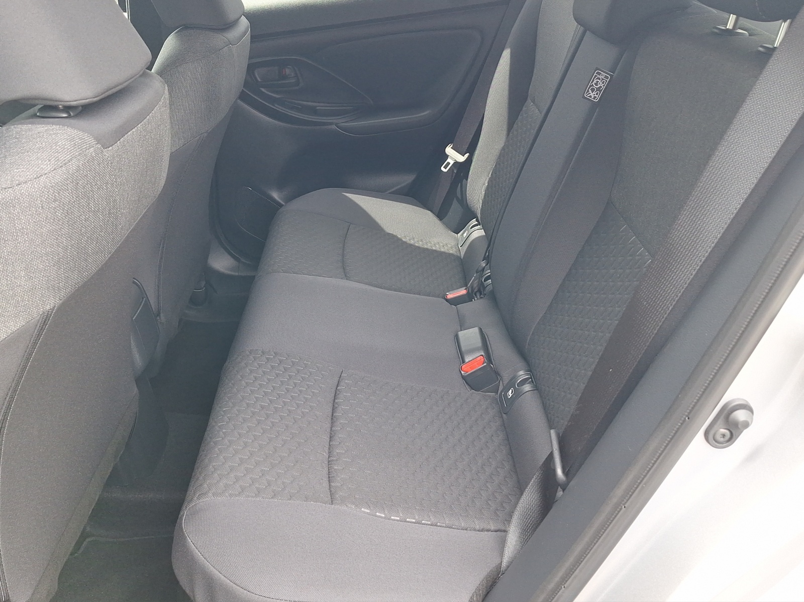 TOYOTA Yaris Cross 1.5 VVT-i HSD Trend AWD-i-image-10