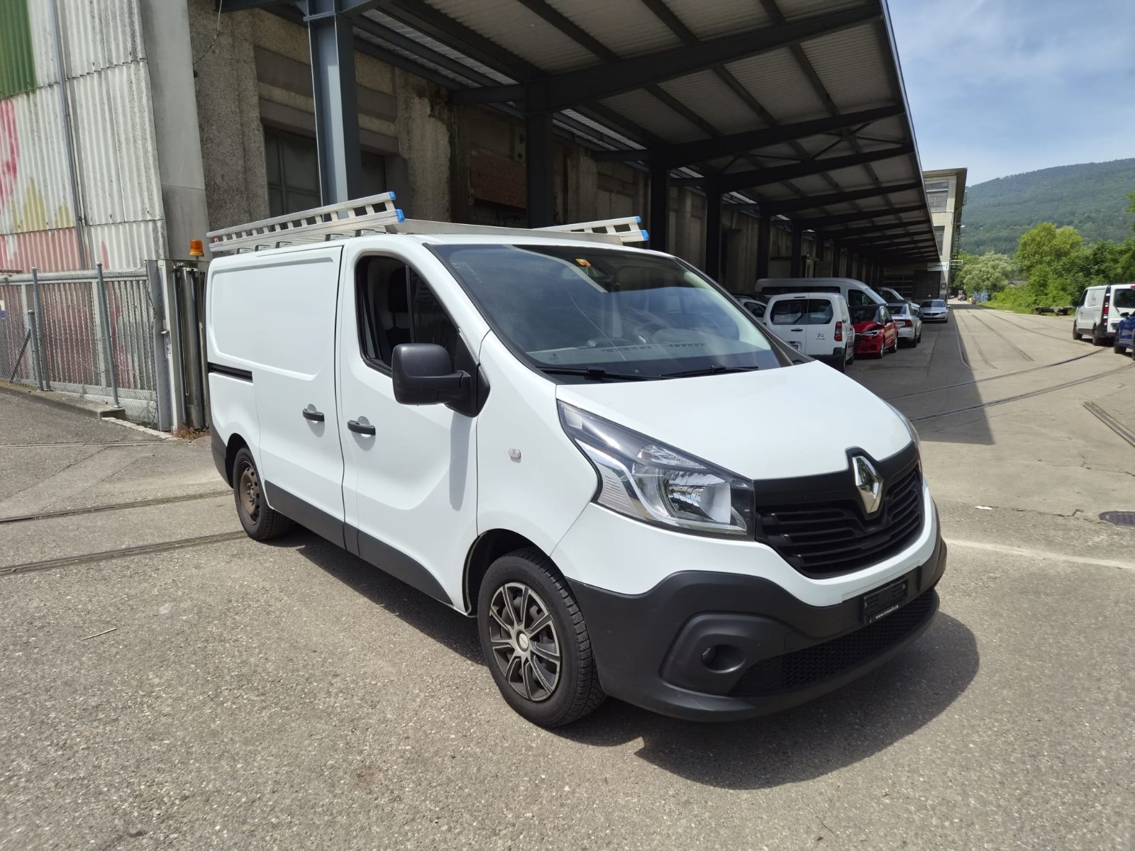 RENAULT Trafic 1.6 dCi 120 2.9t Acces L1H1-image-0