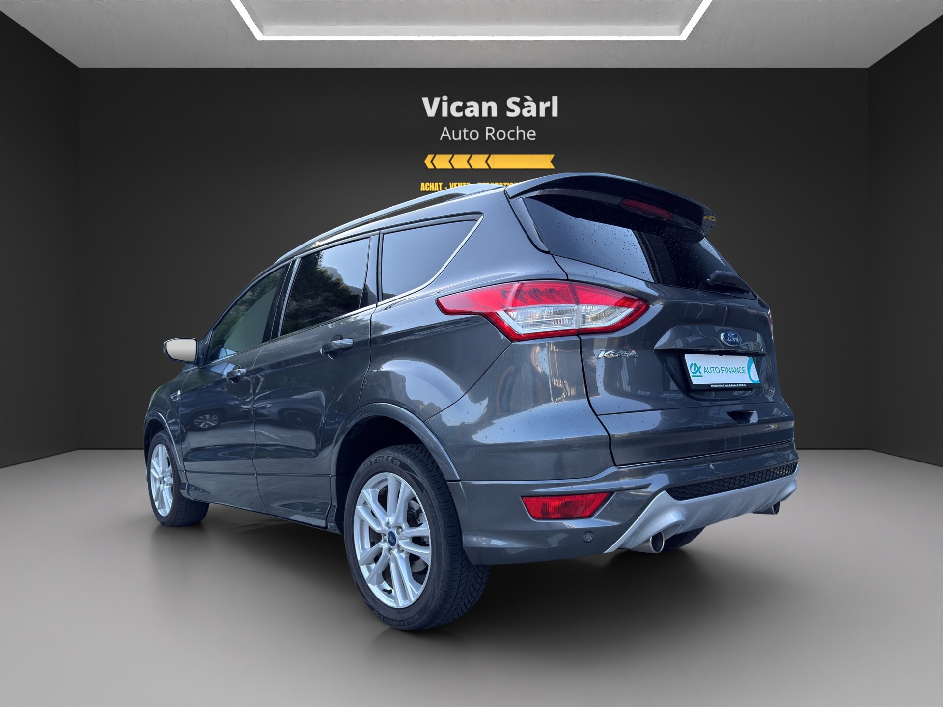 FORD Kuga 2.0 TDCi Carving 4WD PowerShift-image-5