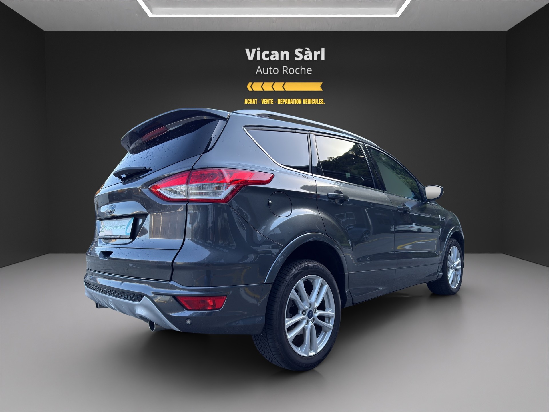 FORD Kuga 2.0 TDCi Carving 4WD PowerShift-image-6