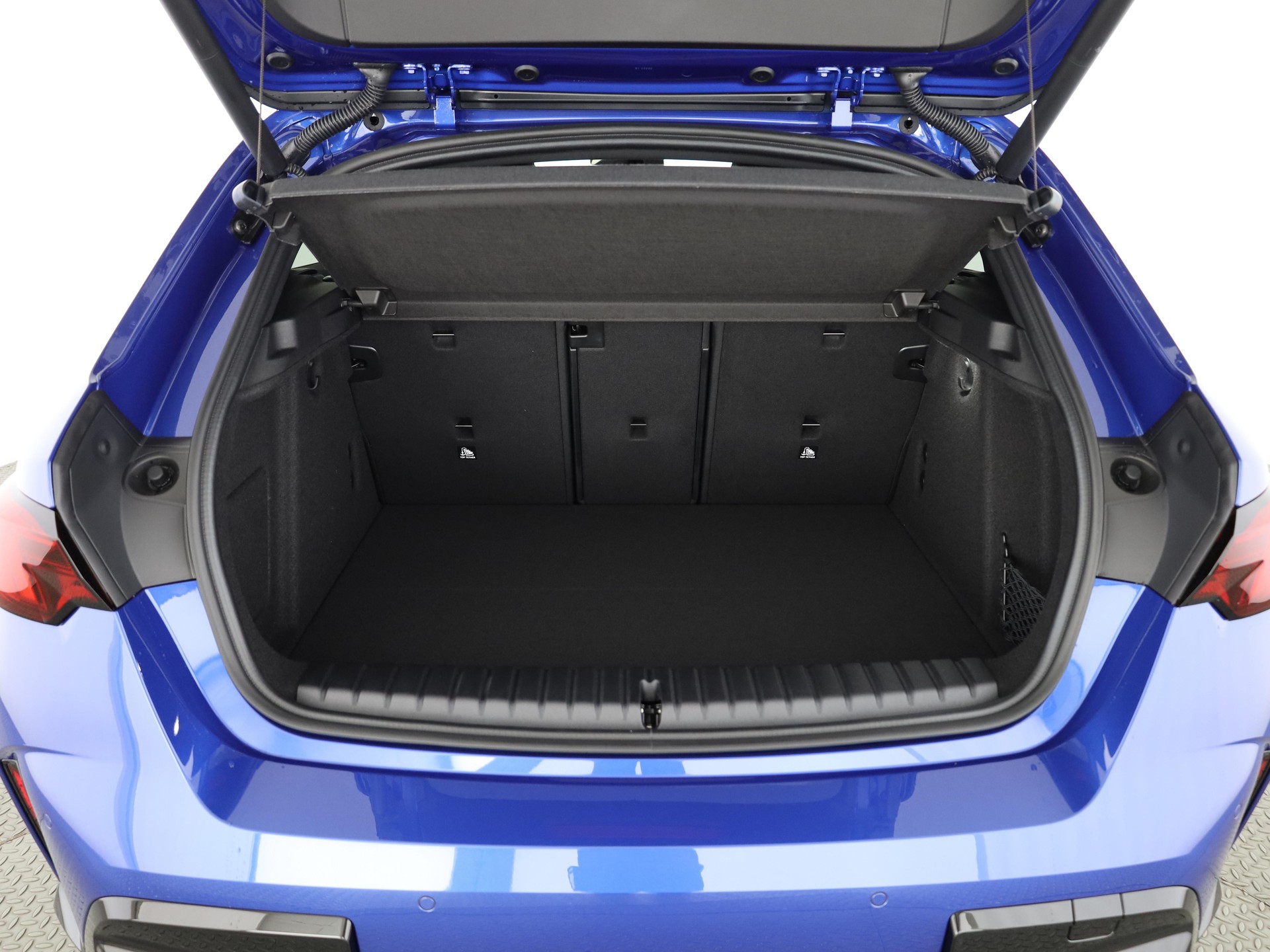 BMW M135i xDrive-image-8