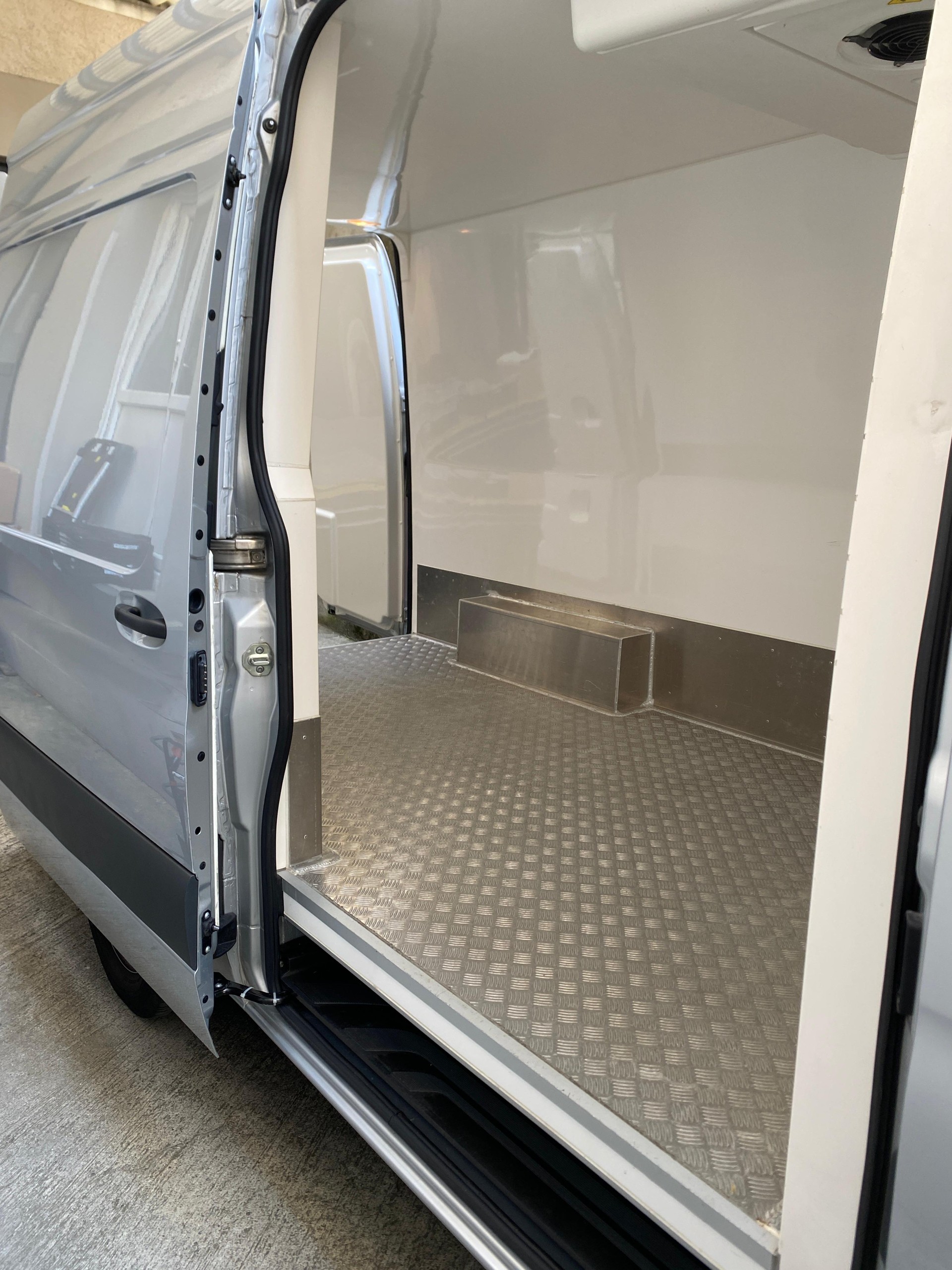 MERCEDES-BENZ 2.0 CDI 170-image-2