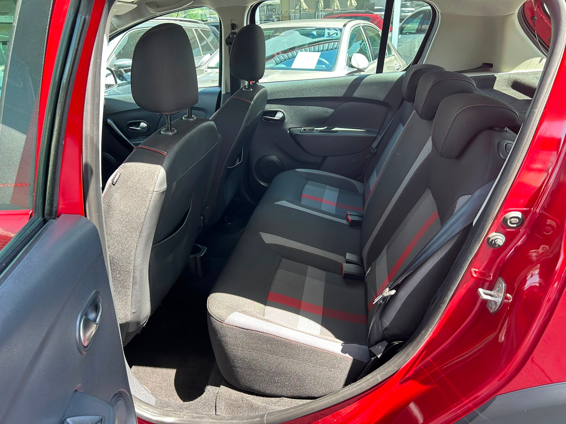 DACIA Sandero Tce 90 Stepway-image-5