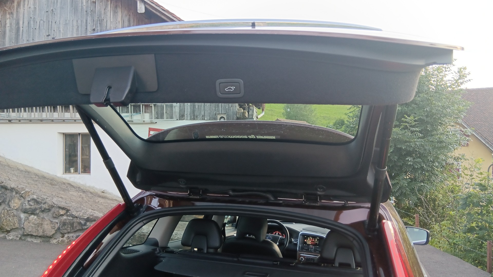 VOLVO XC60 D4 AWD Summum Geartronic-image-5