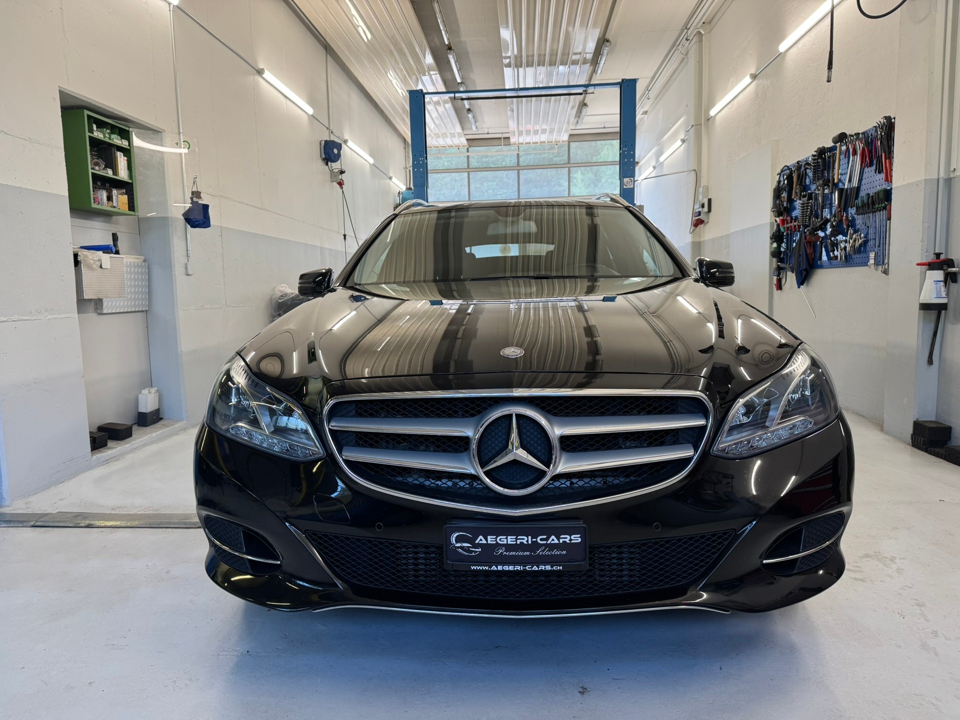 MERCEDES-BENZ E 250 BlueTEC Avantgarde 4Matic 7G-Tronic-image-1