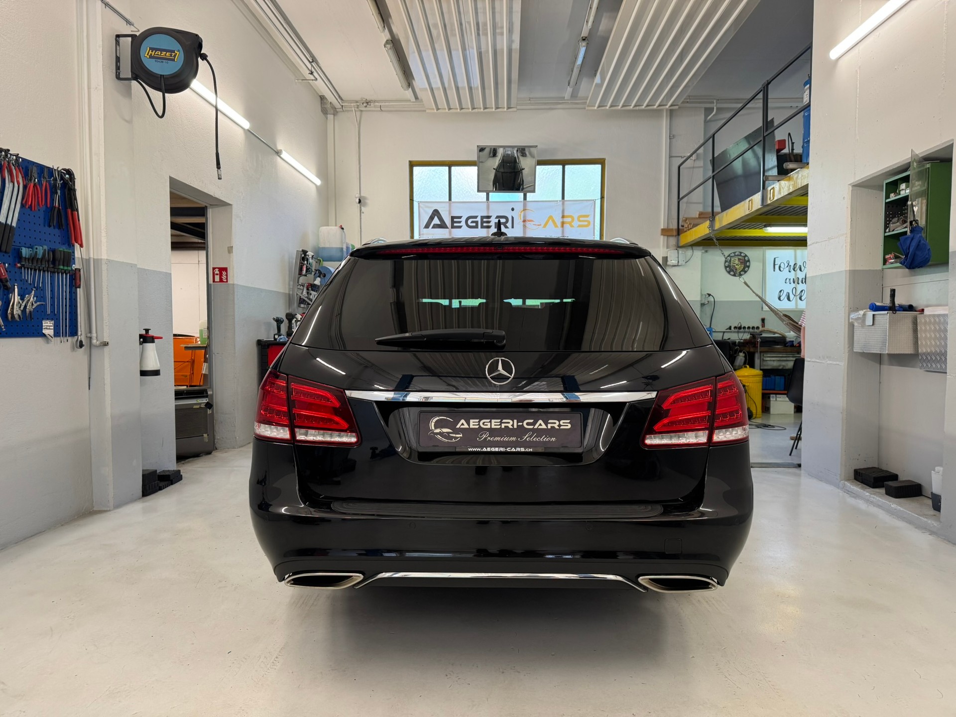 MERCEDES-BENZ E 250 BlueTEC Avantgarde 4Matic 7G-Tronic-image-4