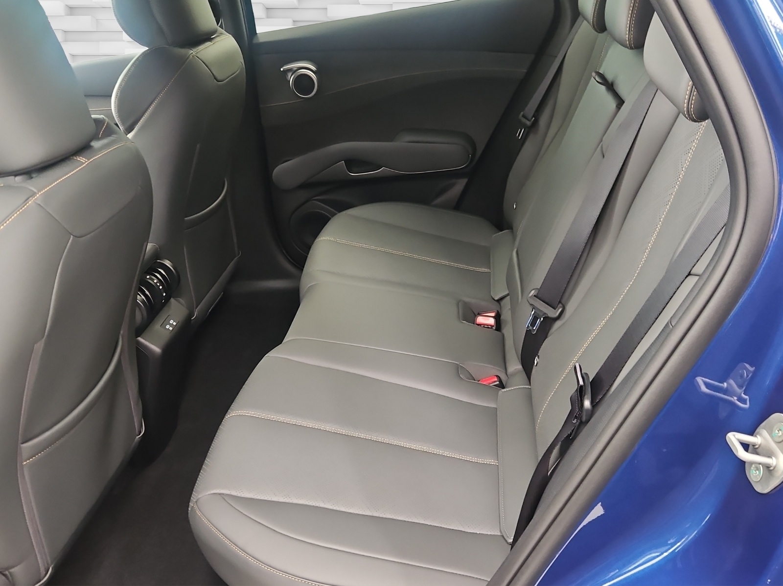 BYD Atto 3 EVO 74.8 kWh Excellence AWD-image-11