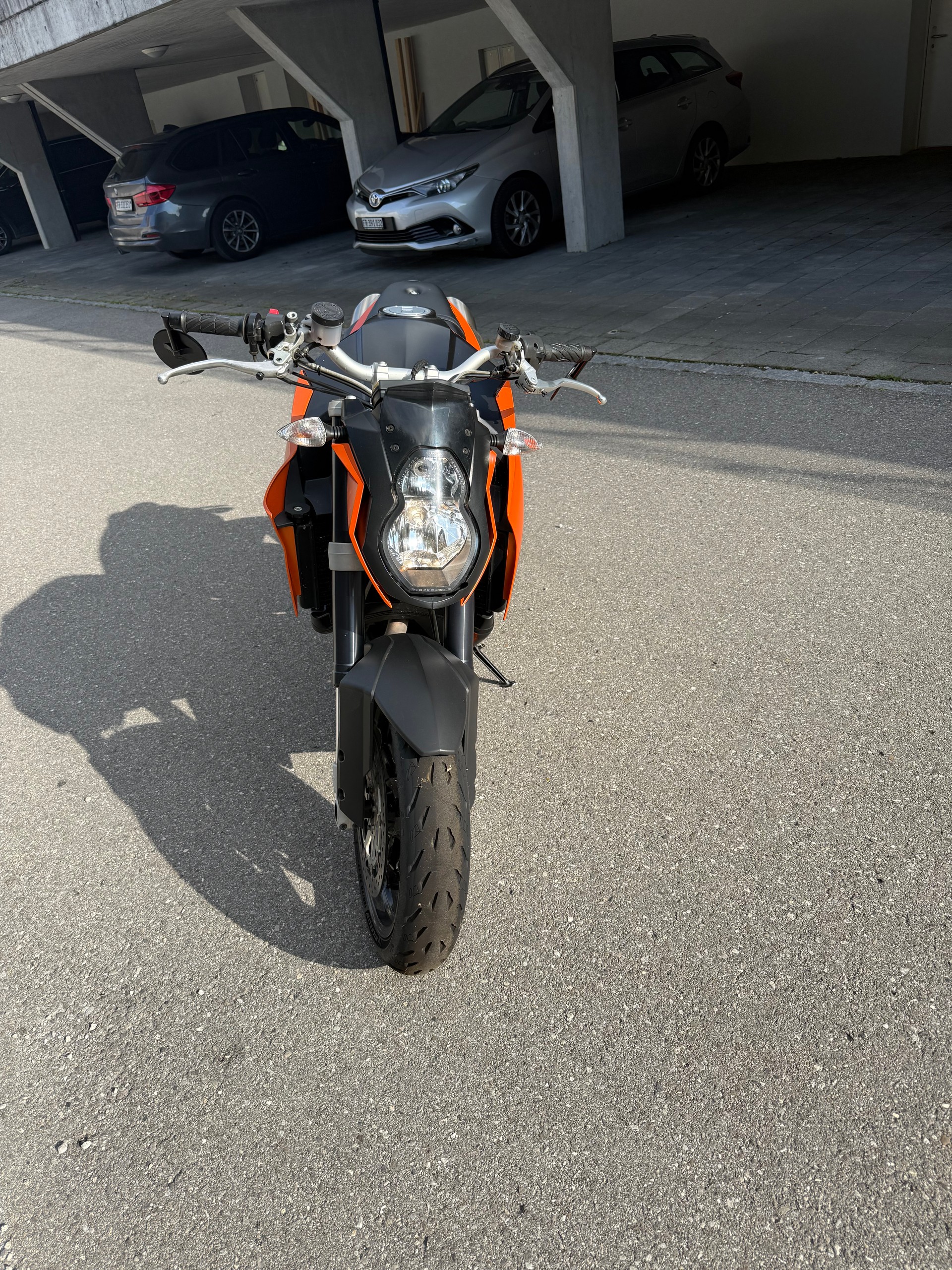 KTM 990 Super Duke-image-1