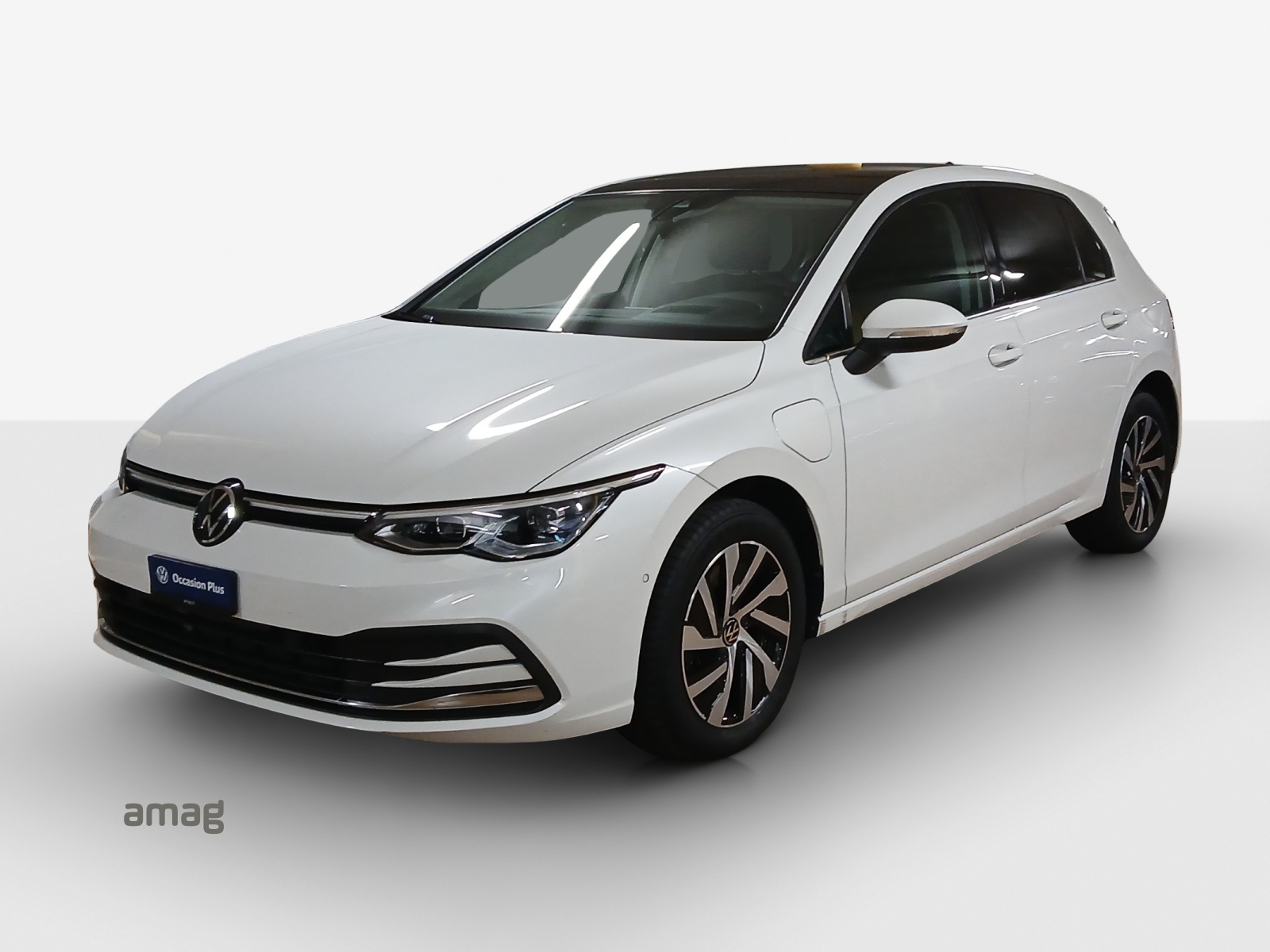 VW Golf 1.4 TSI PHEV Selection-image-0