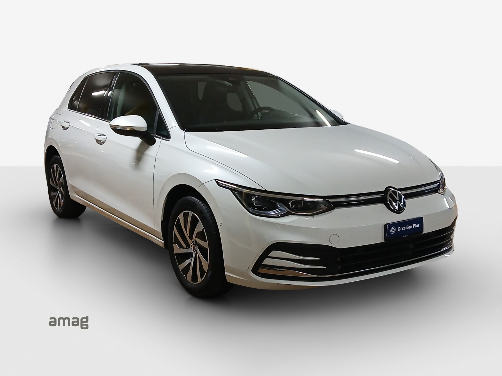 VW Golf 1.4 TSI PHEV Selection-image-5