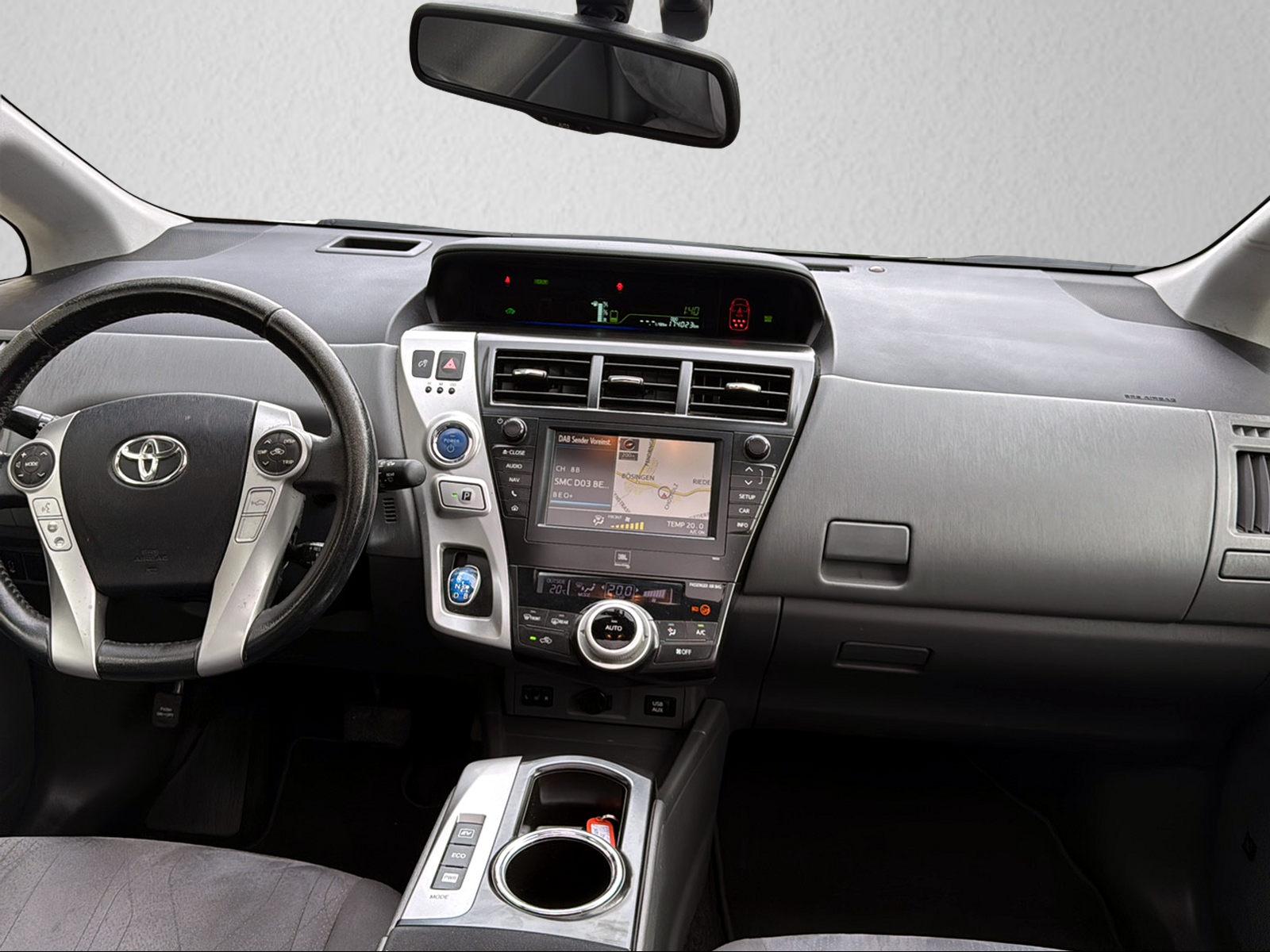 TOYOTA Prius+ Wagon 1.8 VVTi HSD Sol-image-12