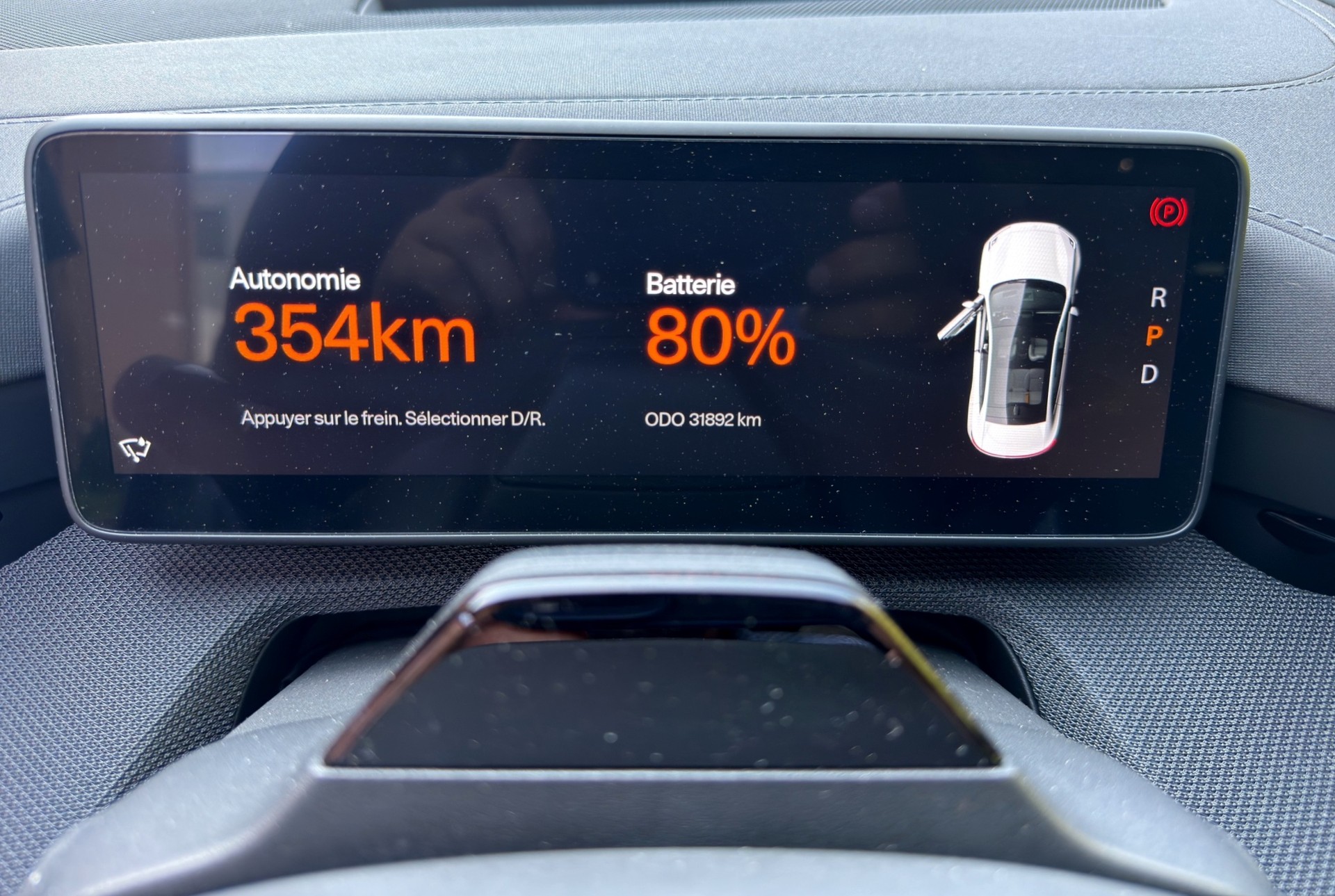 POLESTAR Polestar 4 Long Range Dual 100kWh-image-17