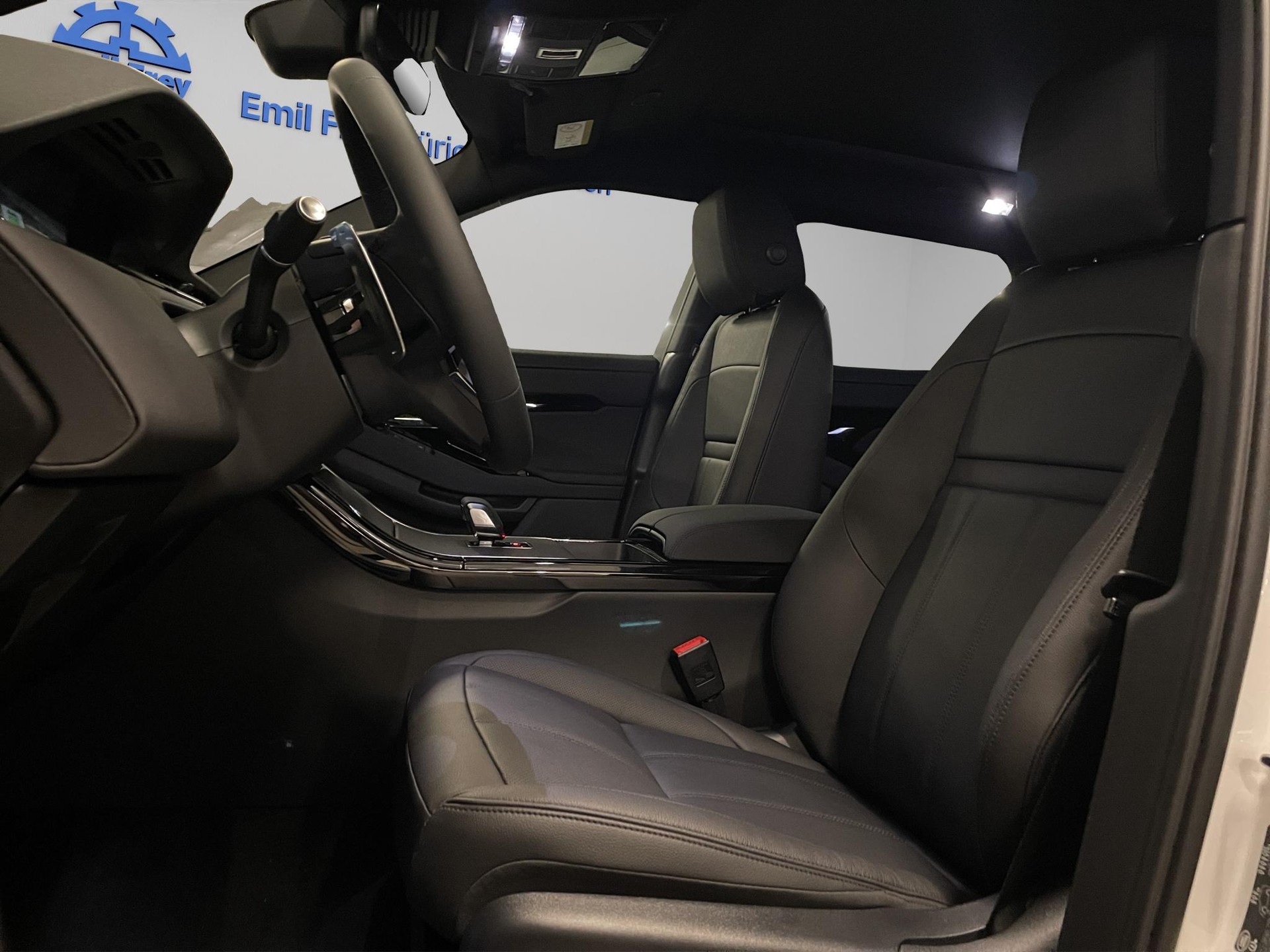 LAND ROVER Range Rover Evoque 2.0 D 200 Dynamic SE-image-7