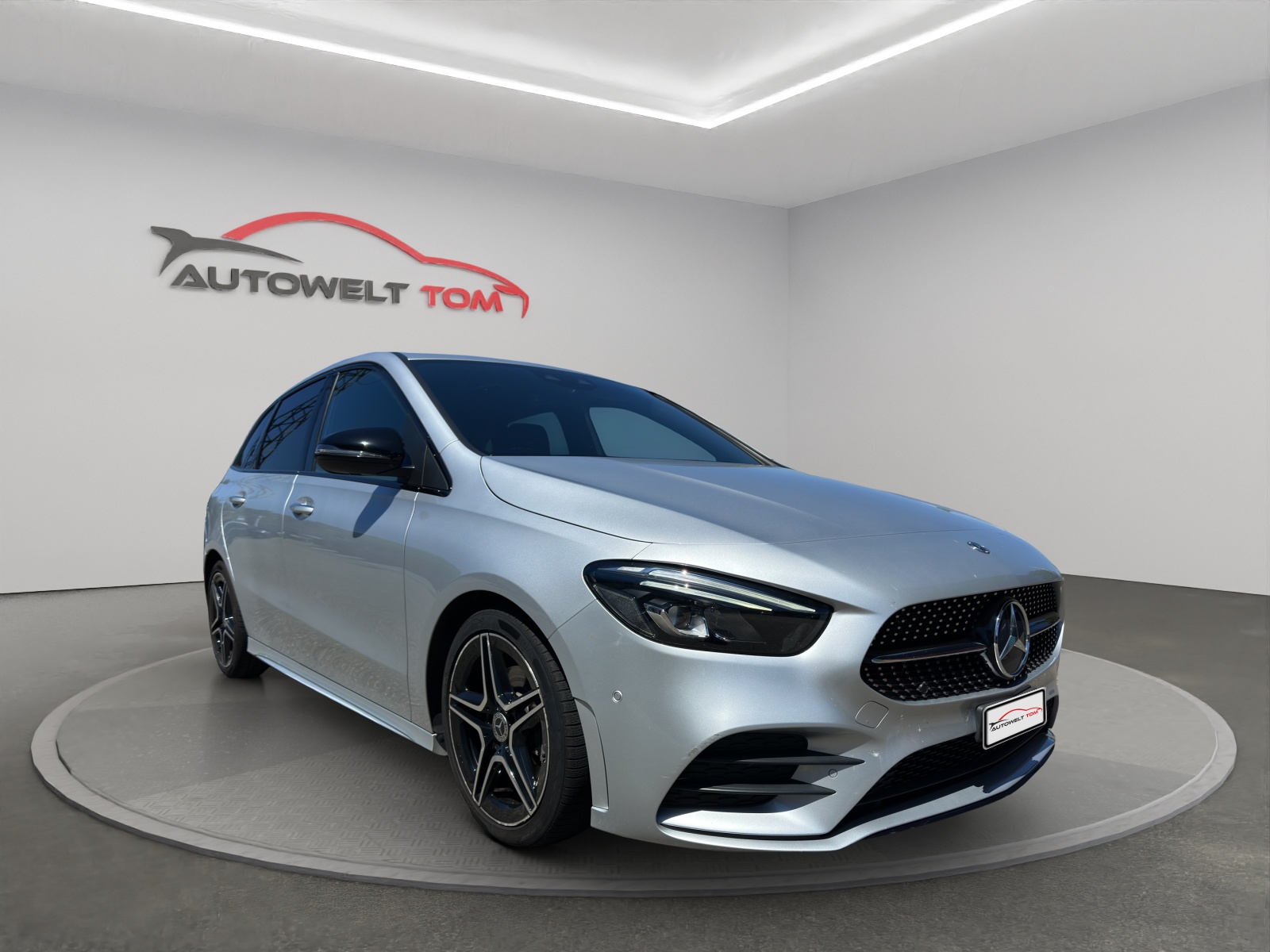 MERCEDES-BENZ B 200 d AMG Line 8G-DCT-image-6