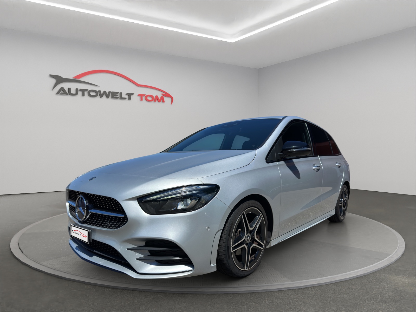 MERCEDES-BENZ B 200 d AMG Line 8G-DCT-image-0