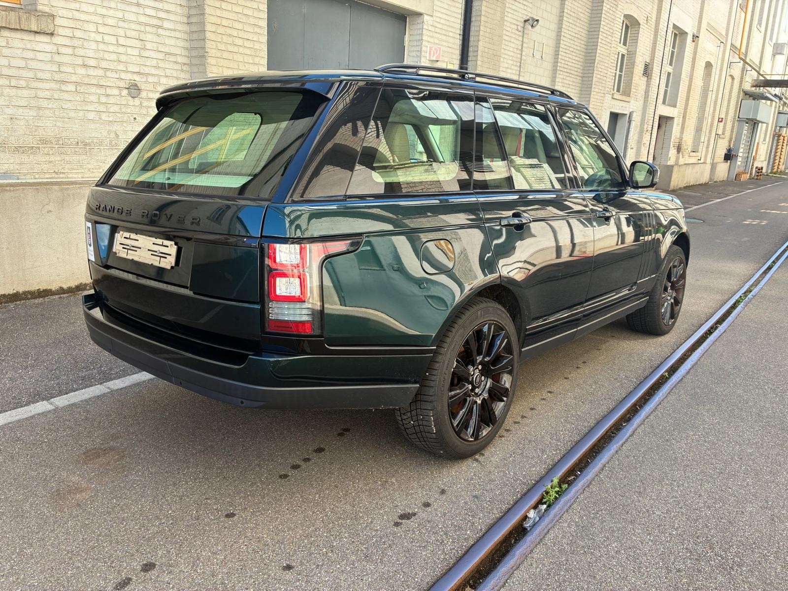 LAND ROVER Range Rover 4.4 SDV8 Vogue Automatic-image-6