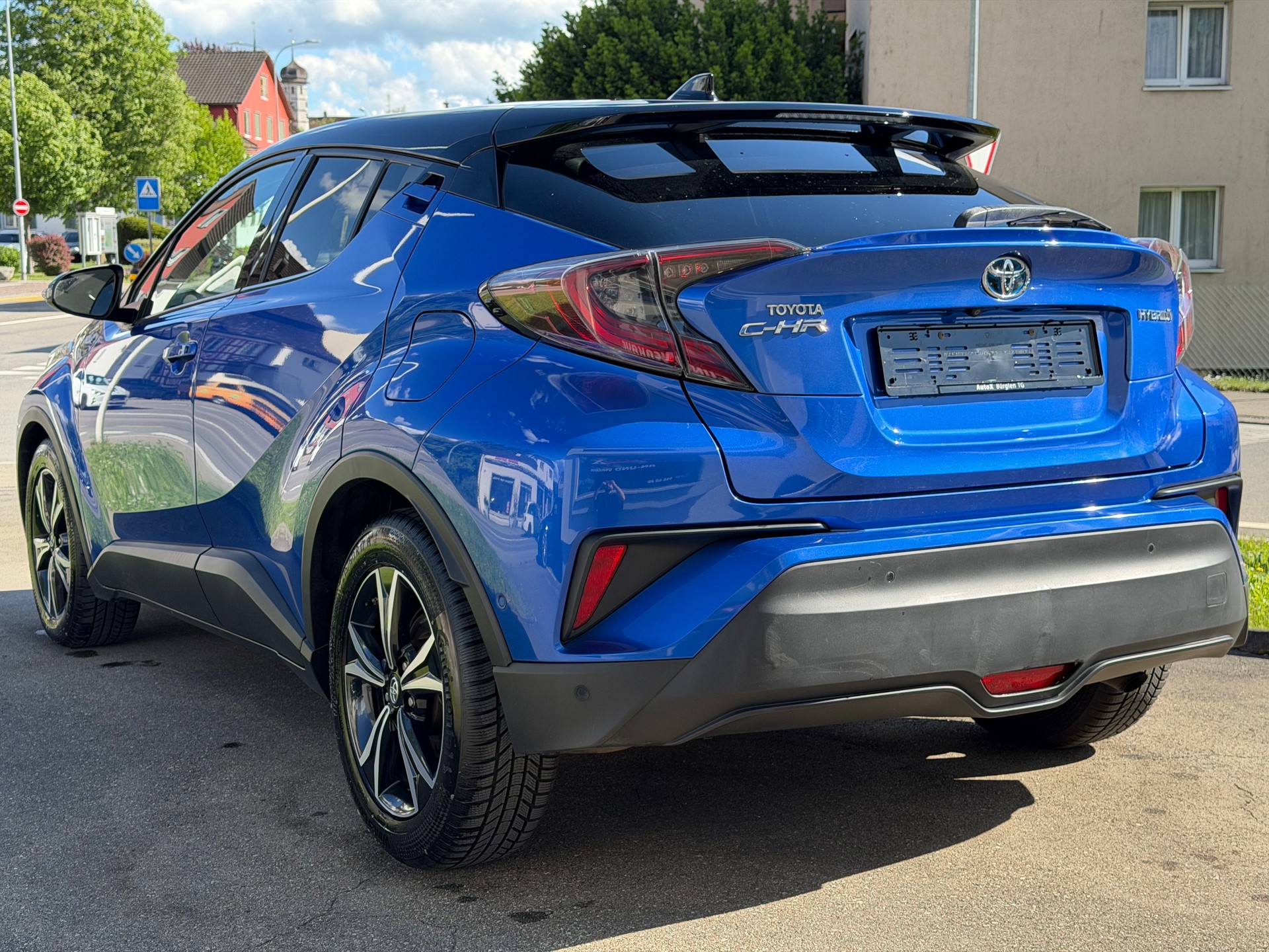 TOYOTA C-HR 1.8 HSD Style CVT-image-4