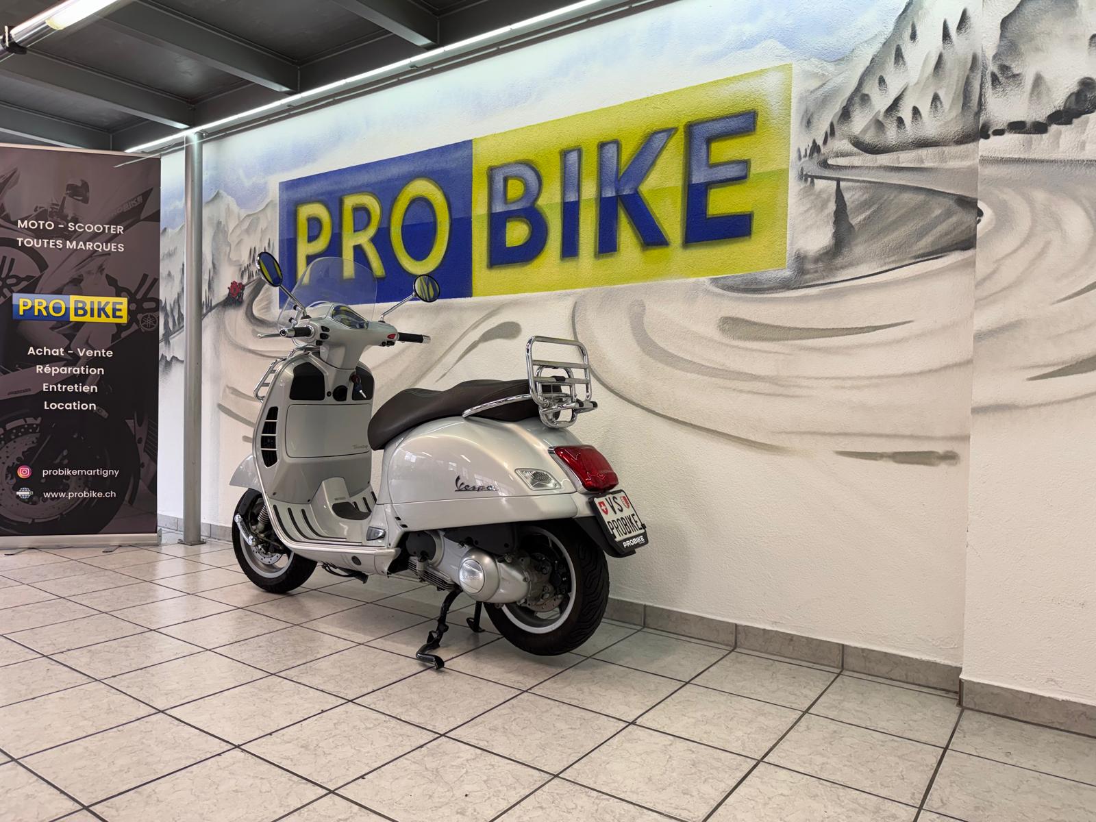 PIAGGIO Vespa GTS 300 i.e.Touring-showroom-element-3