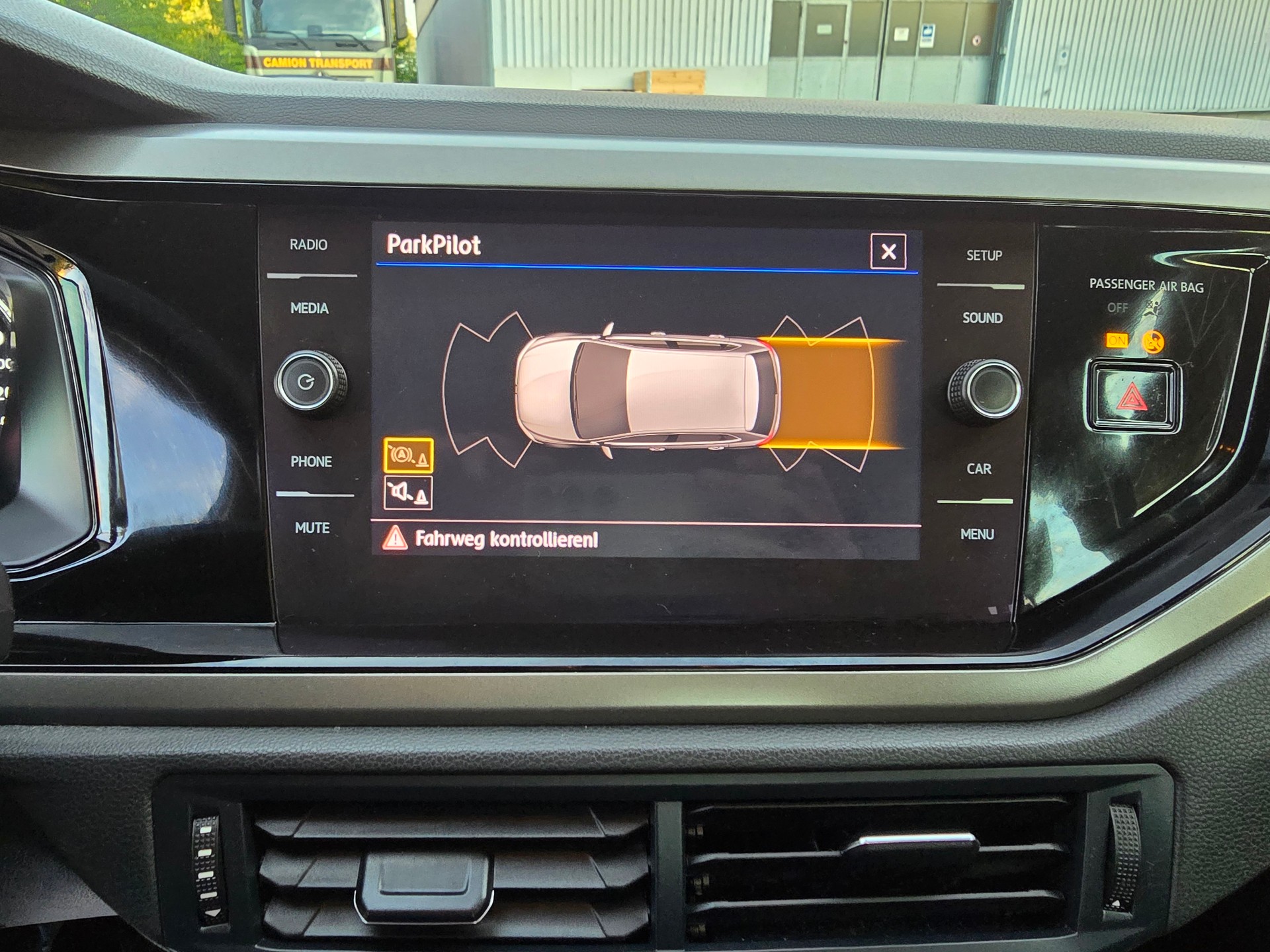 VW Polo 1.0 TSI BMT Trendline-image-22