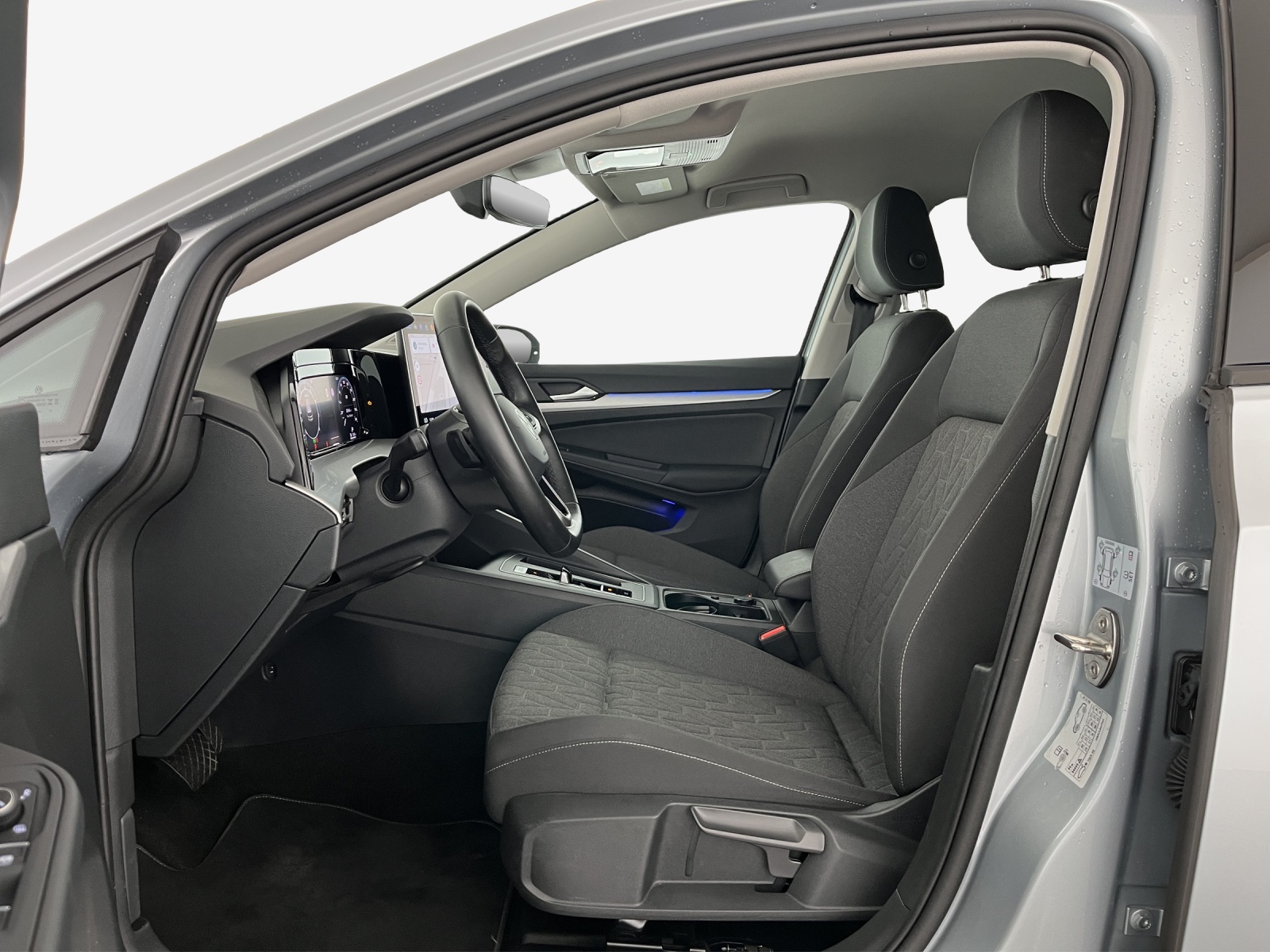 VW Golf 1.5 e TSI mHEV Life DSG-image-7