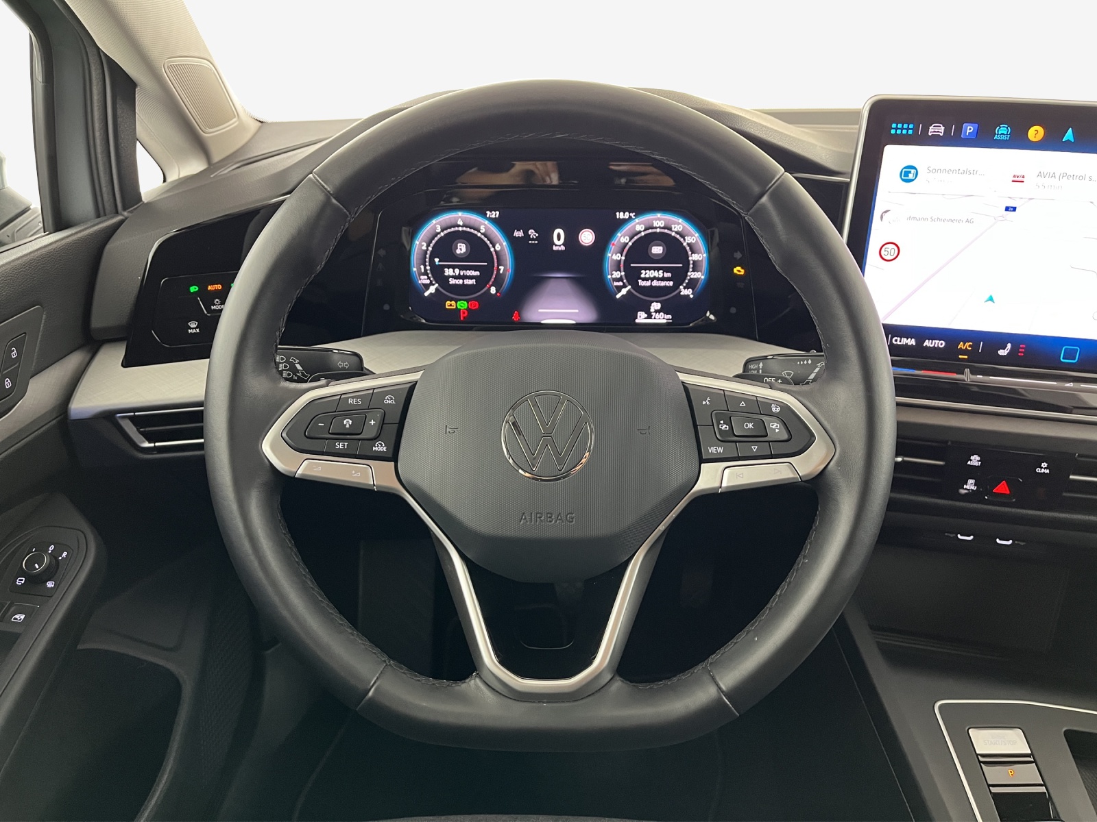 VW Golf 1.5 e TSI mHEV Life DSG-image-9