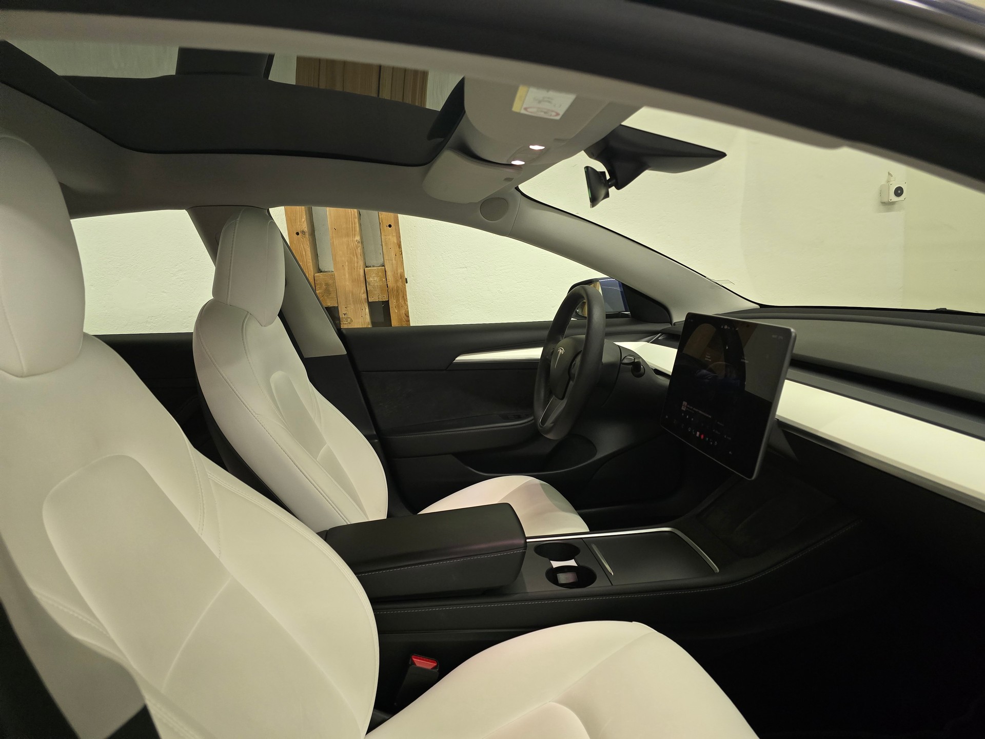 TESLA Model 3 Long Range Dual Motor AWD-image-12