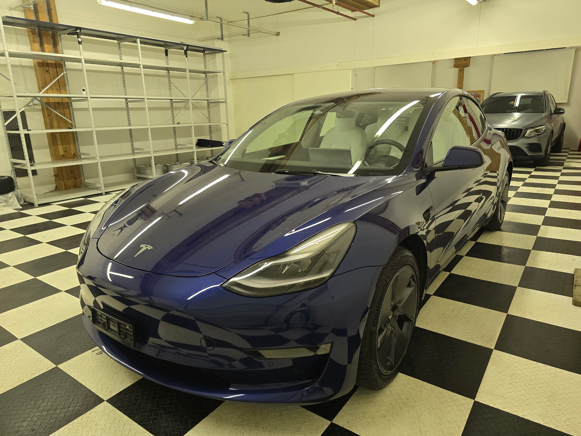 TESLA Model 3 Long Range Dual Motor AWD-image-2