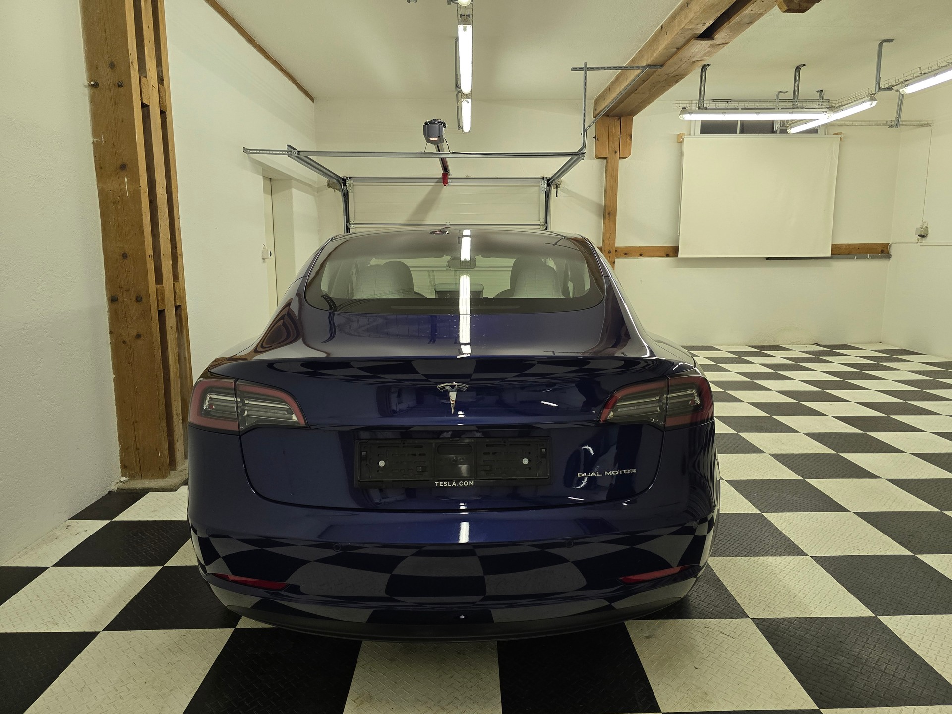 TESLA Model 3 Long Range Dual Motor AWD-image-6