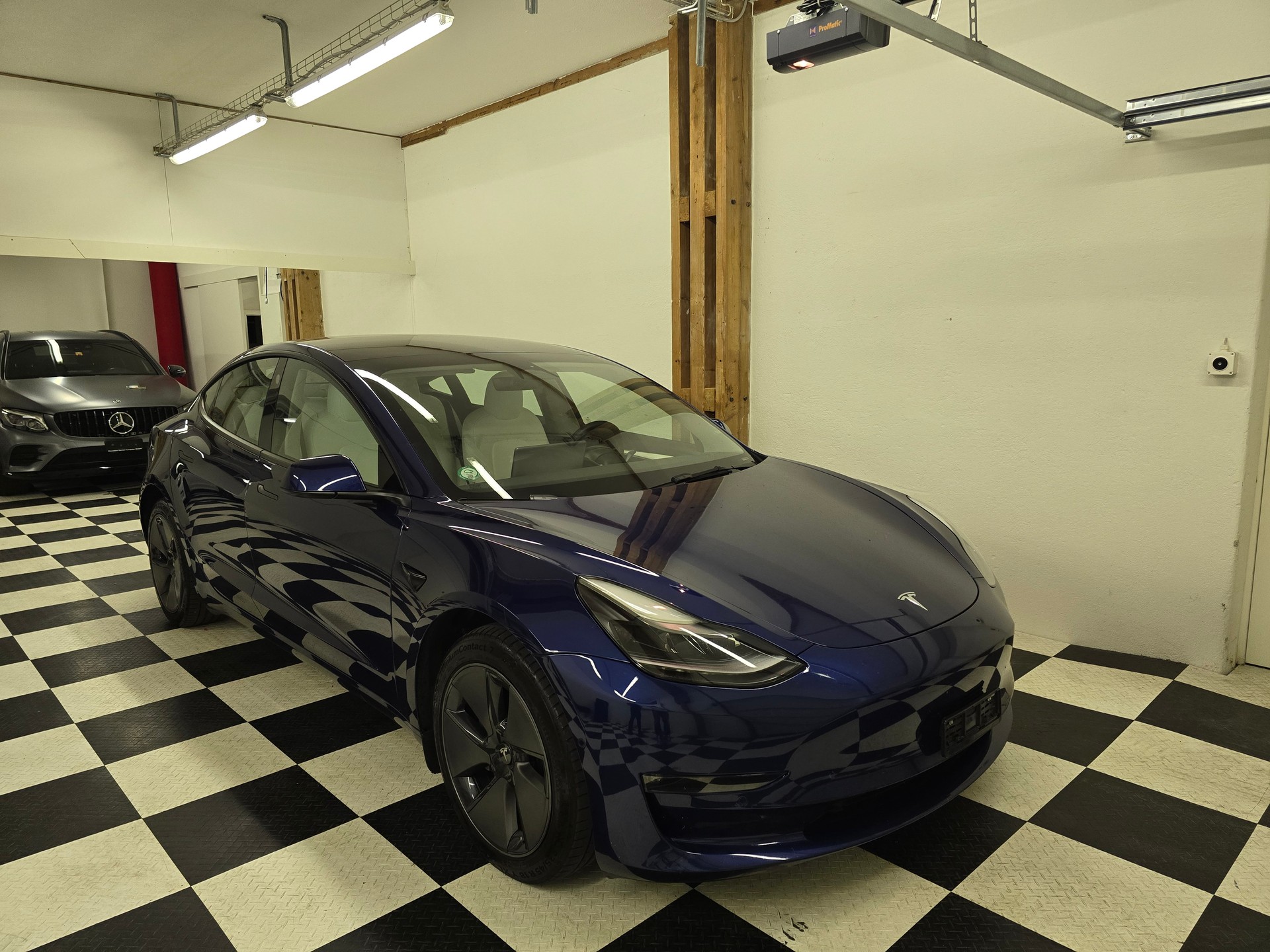 TESLA Model 3 Long Range Dual Motor AWD-image-0