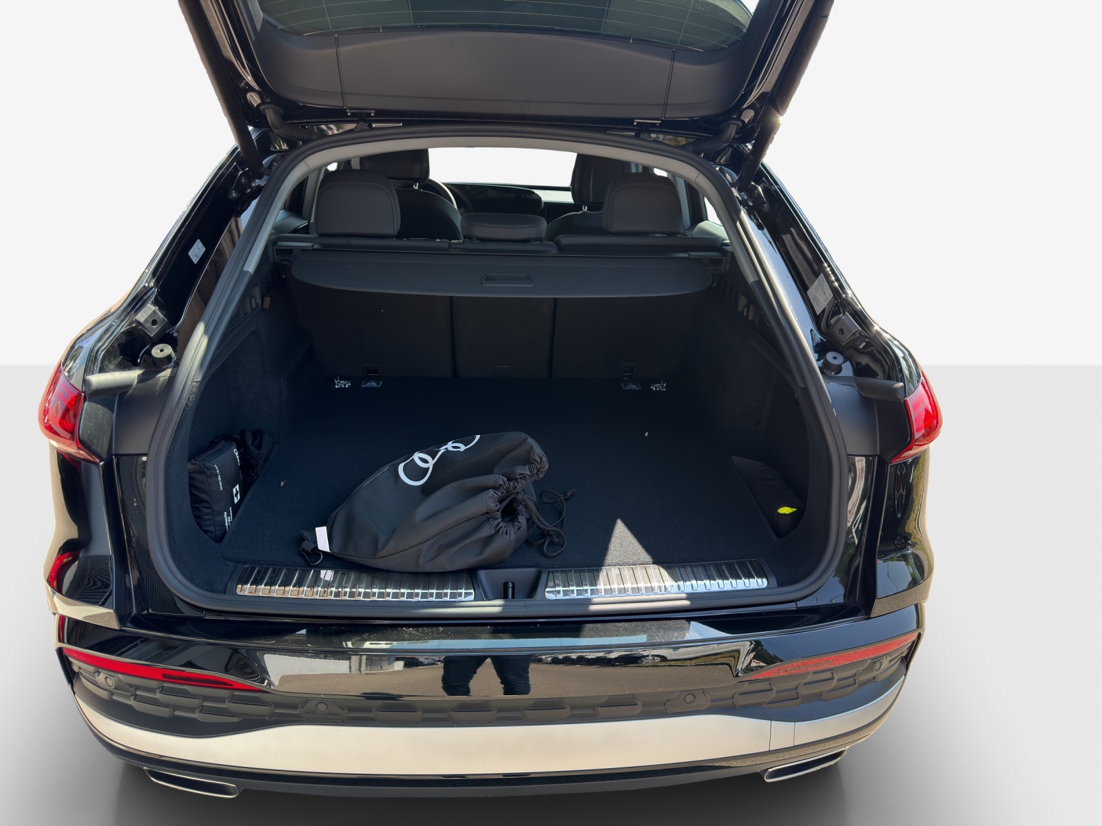 AUDI Q5 Sportback e-hybrid quattro 220 kW S-tronic-image-12