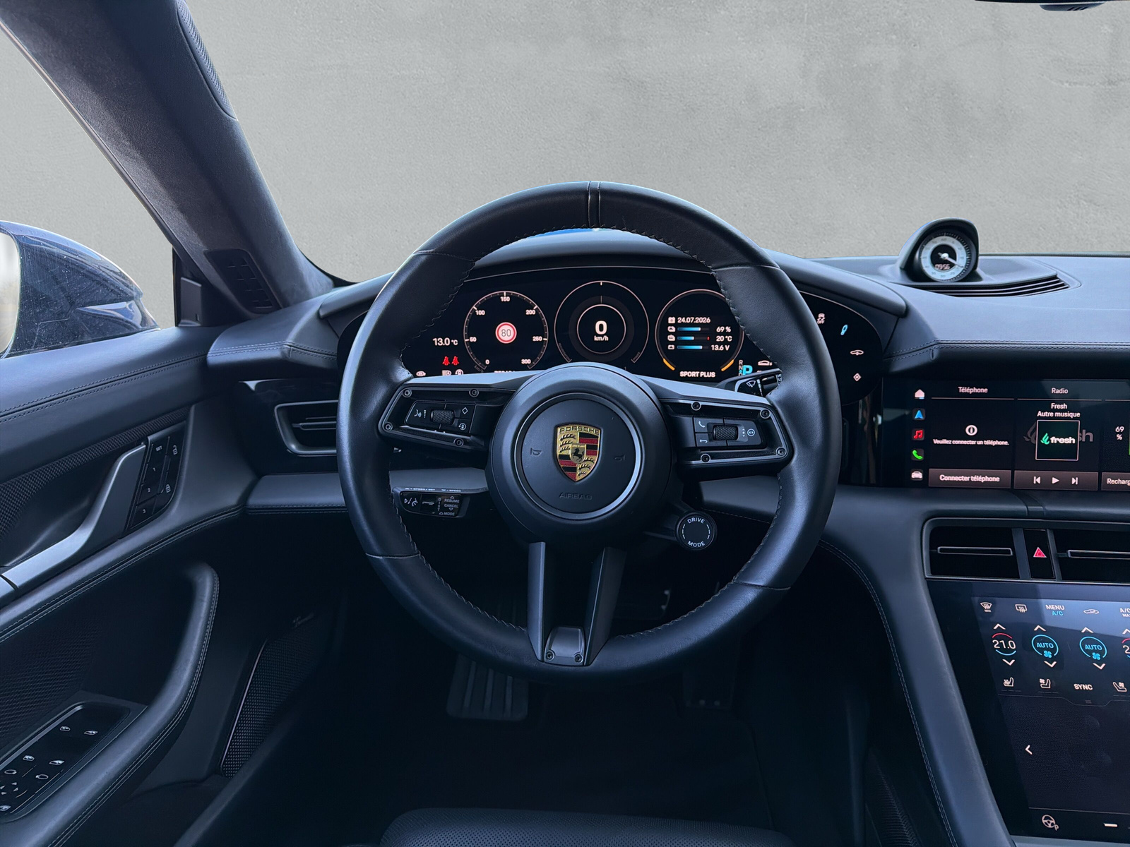 PORSCHE Taycan Turbo (CH)-image-20