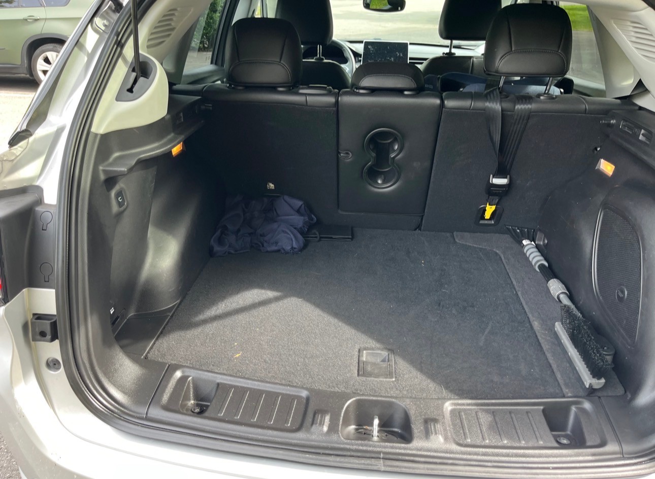 JEEP Compass 1.3 T PHEV Swiss Limited 4xe AWD-image-4