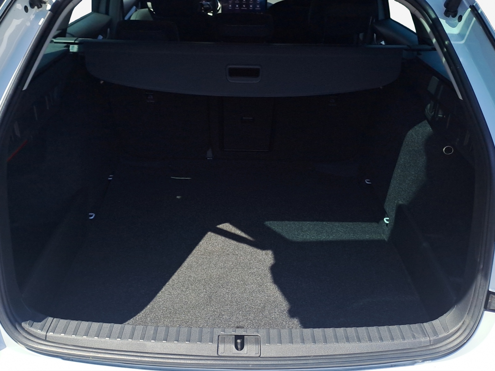 SKODA Octavia Combi 1.5 TSI mHEV DSG Dynamic-image-12