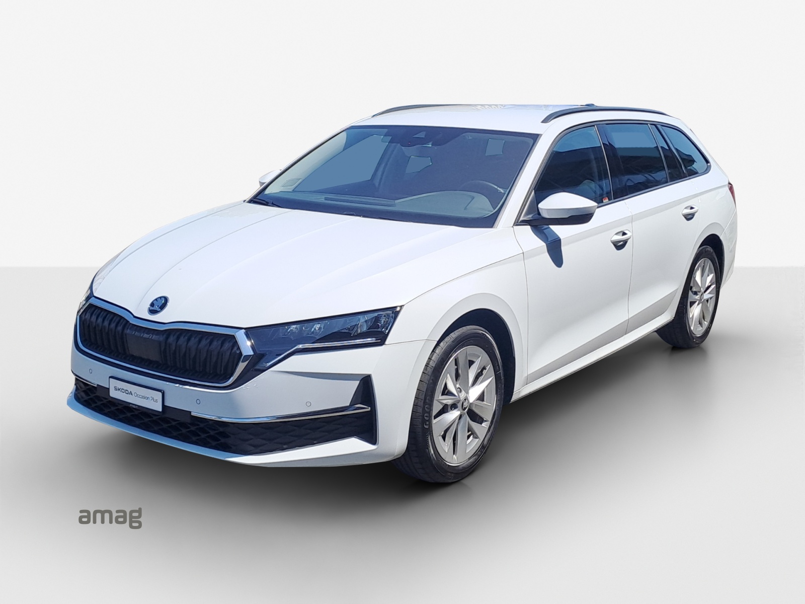 SKODA Octavia Combi 1.5 TSI mHEV DSG Dynamic-image-0