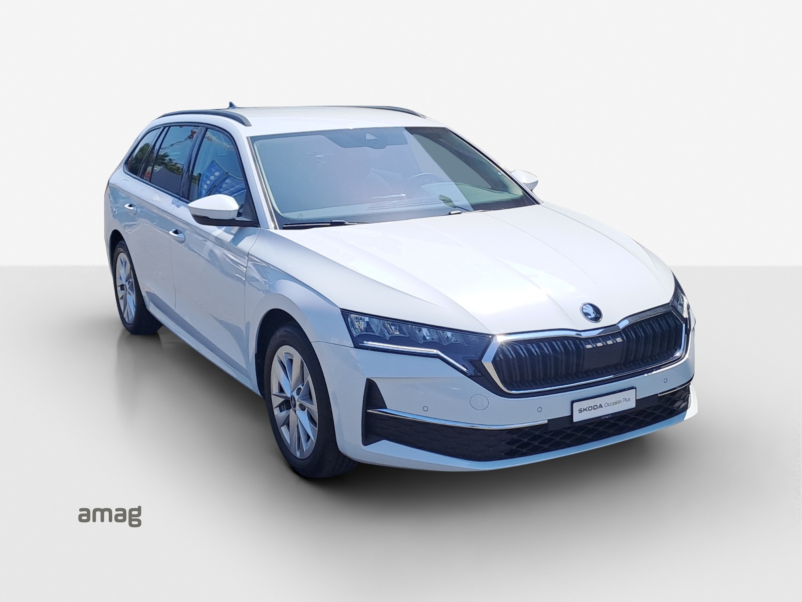 SKODA Octavia Combi 1.5 TSI mHEV DSG Dynamic-image-5