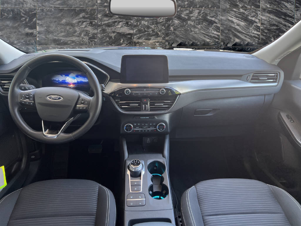 FORD Kuga 2.5 Hybrid Titanium 4x4-image-7