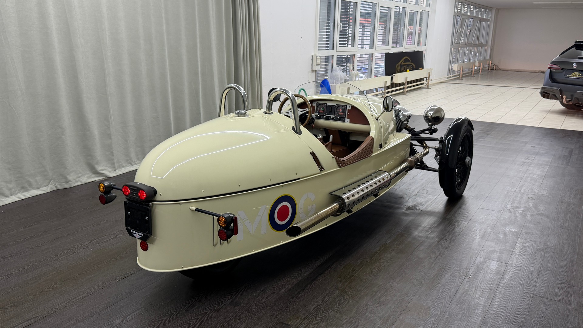 MORGAN THREEWHEELER-image-3