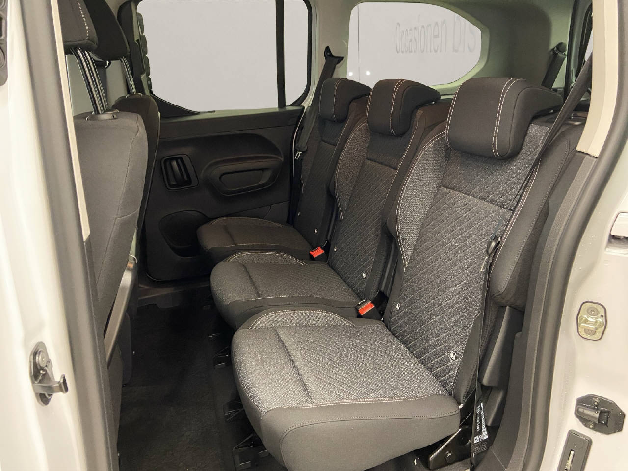 PEUGEOT Rifter Long 1.5 BlueHDi 130 Allure Limited Edition-image-10