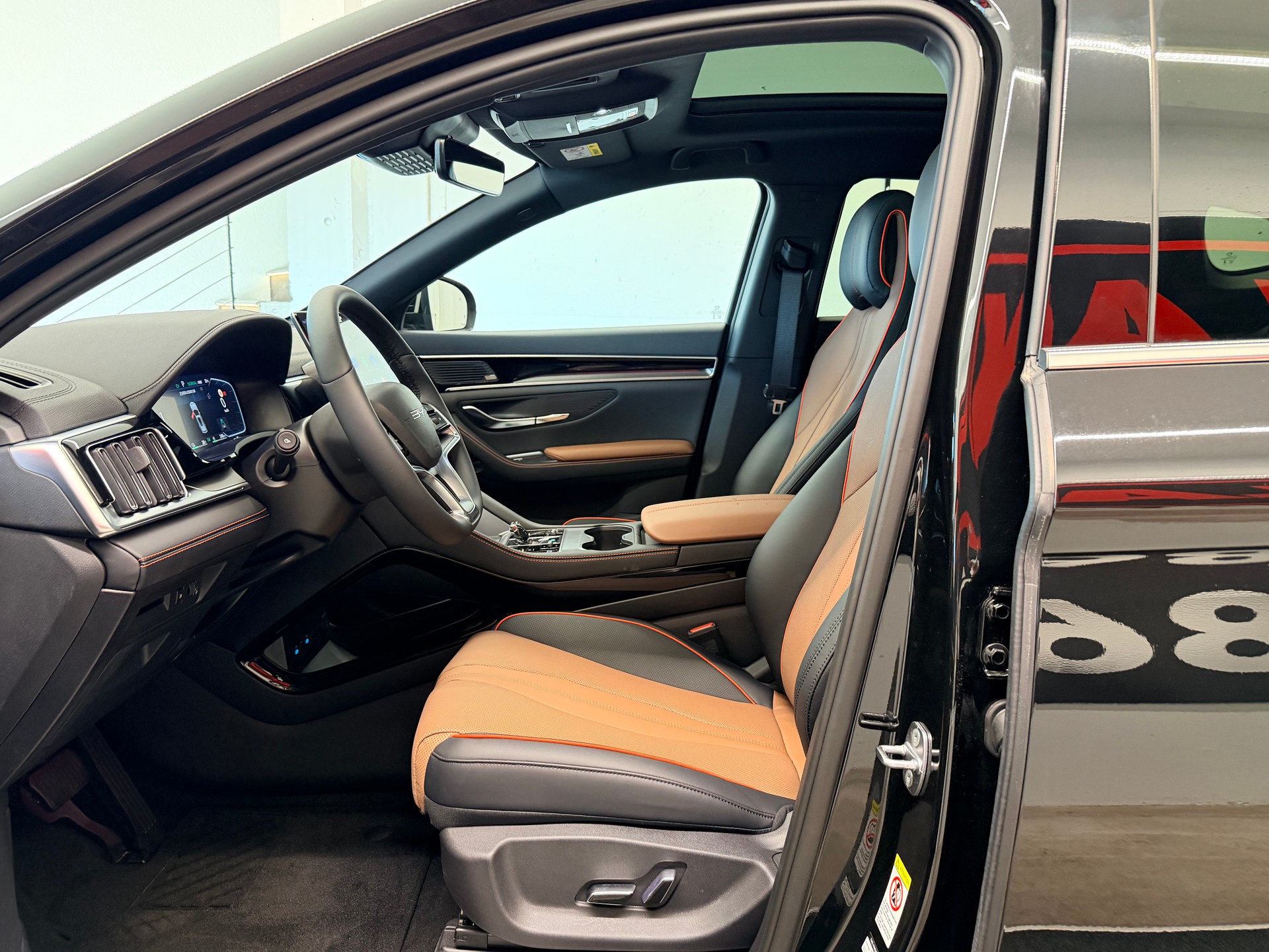 BYD Seal U DM-i Design AWD-image-11