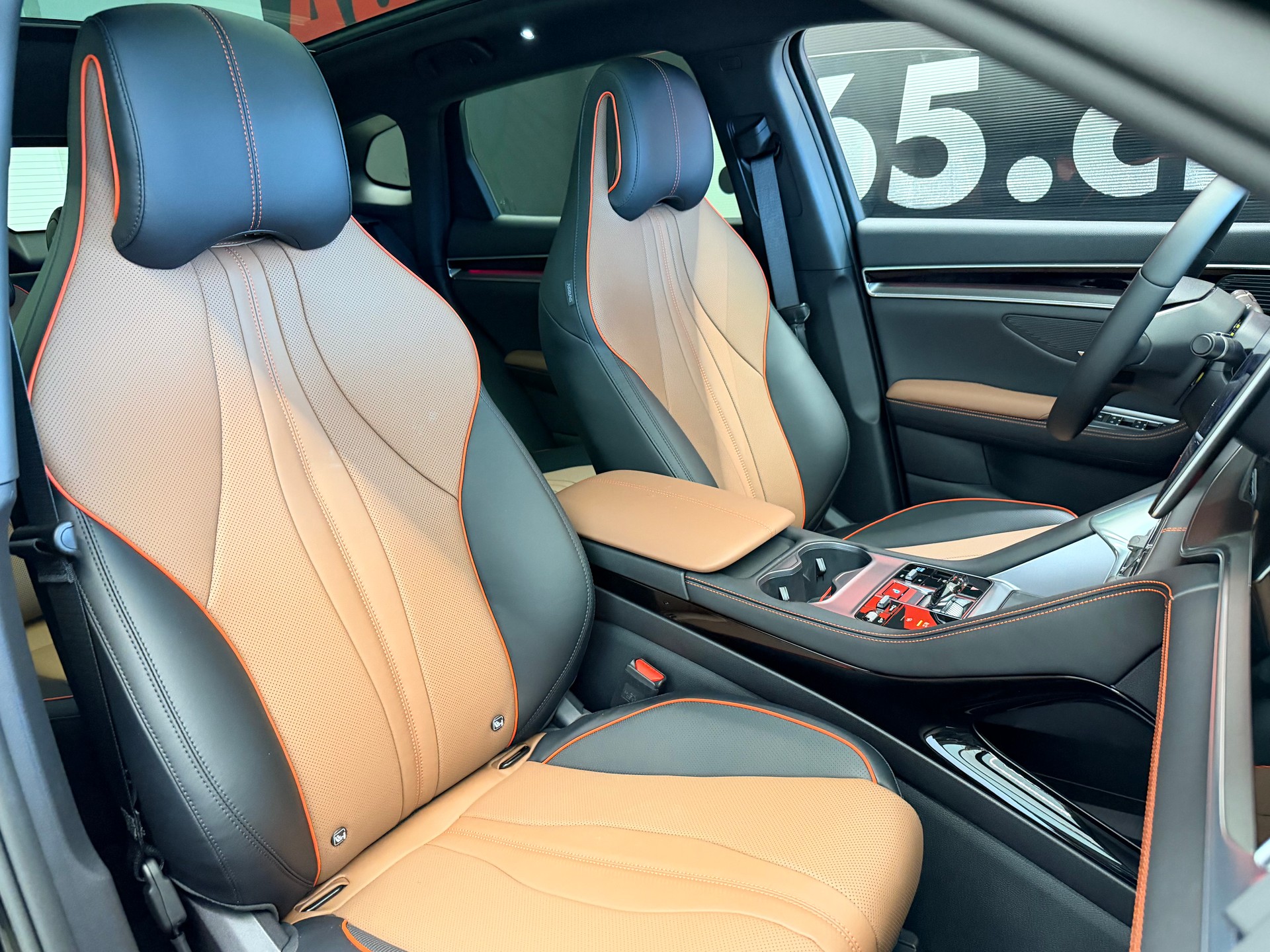 BYD Seal U DM-i Design AWD-image-19