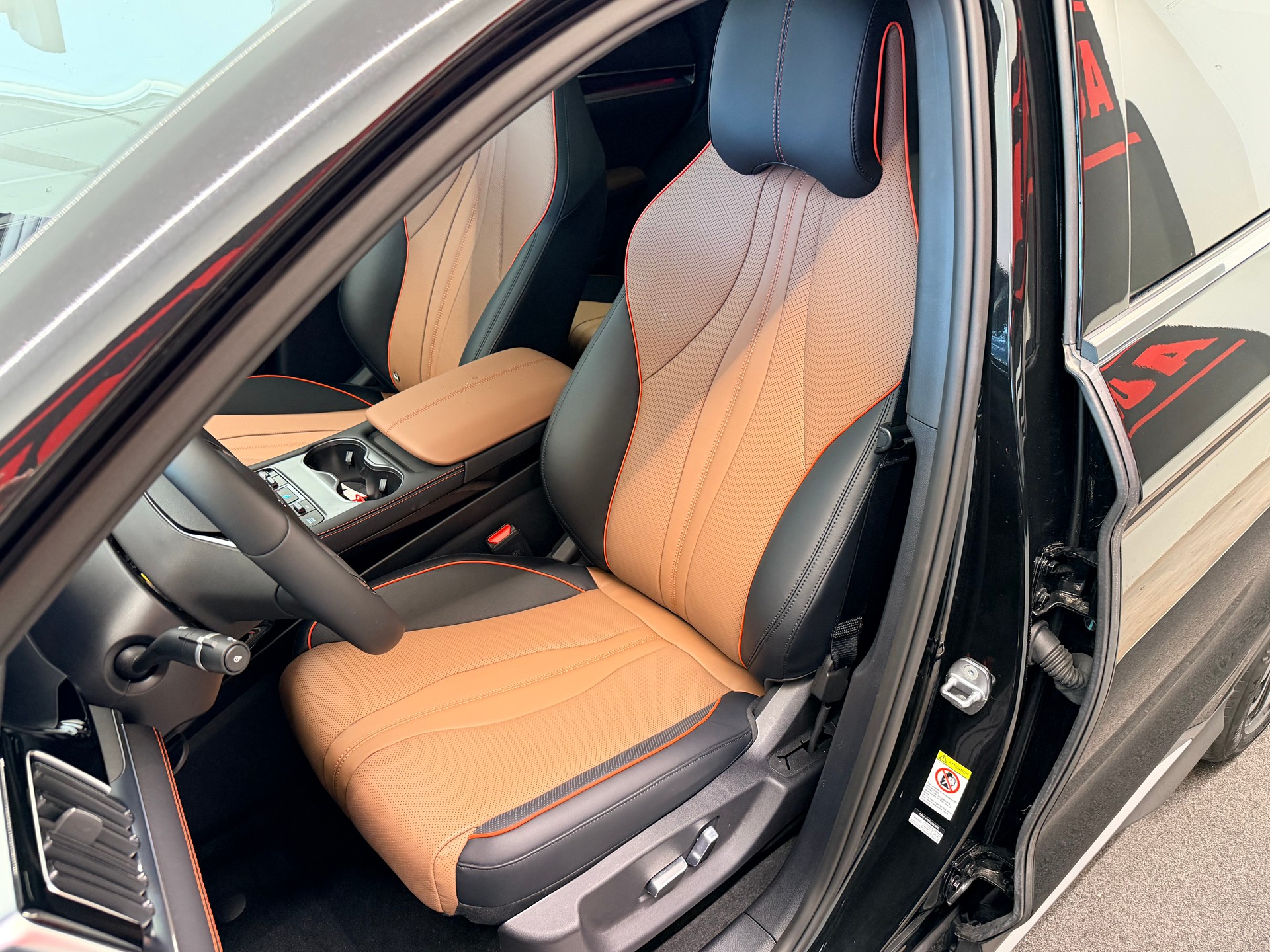 BYD Seal U DM-i Design AWD-image-12
