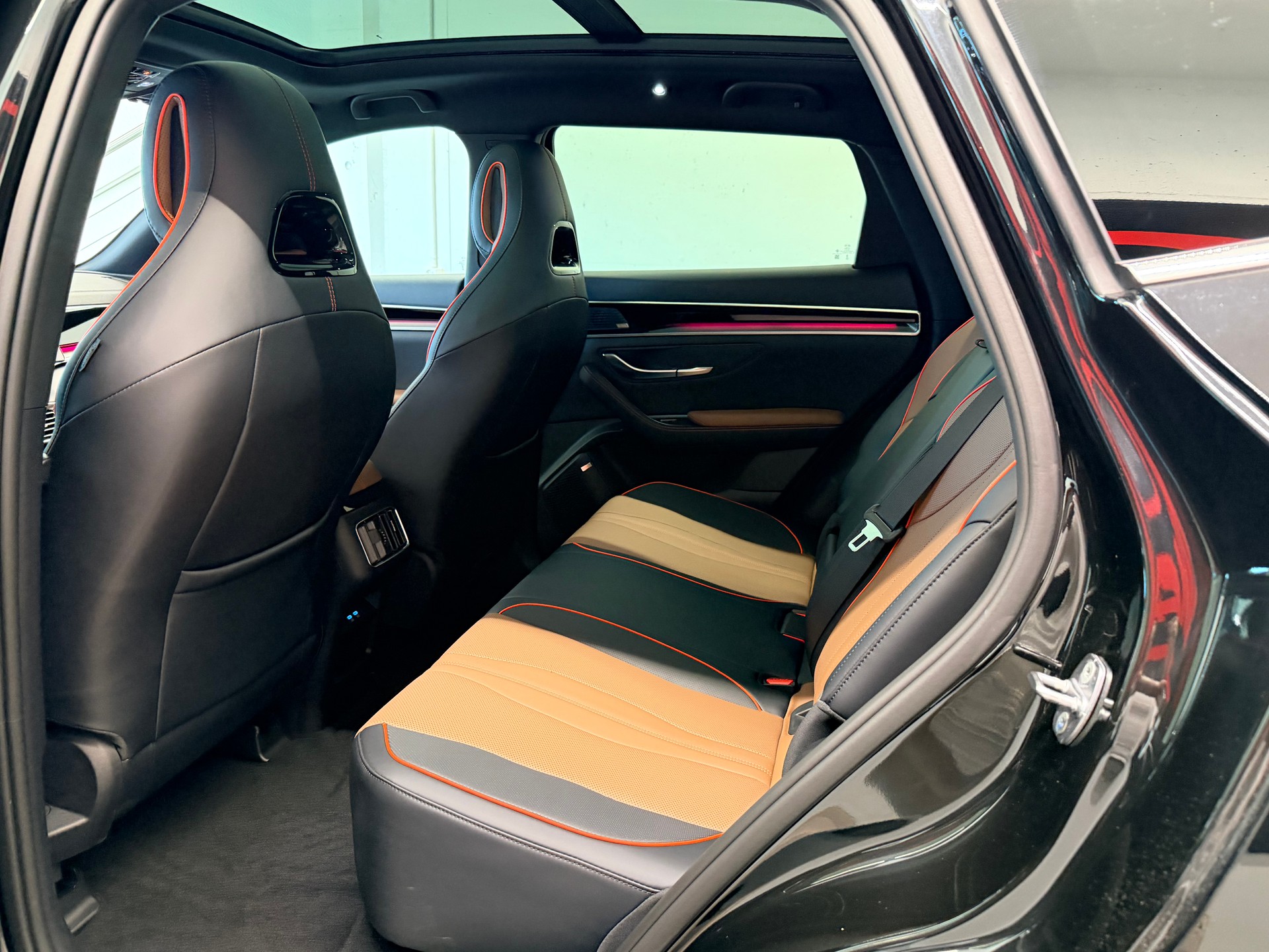 BYD Seal U DM-i Design AWD-image-13