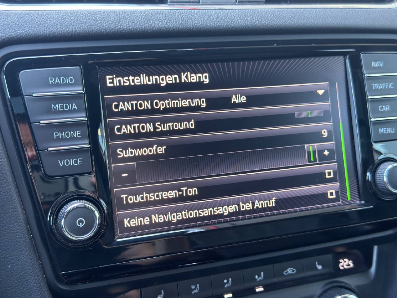 SKODA Octavia Combi 2.0 TSI RS230-image-19