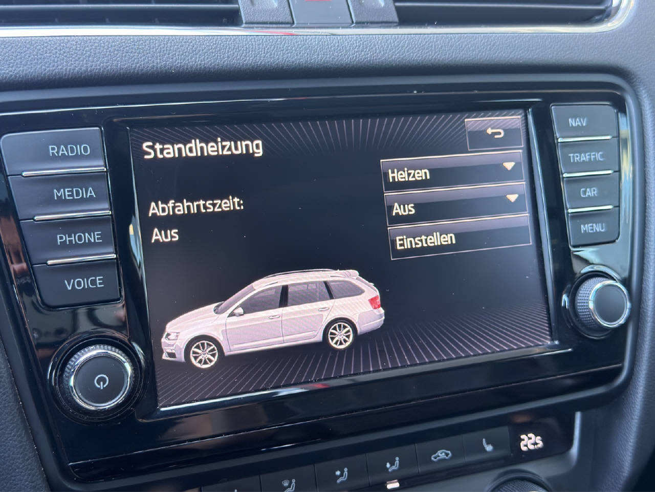SKODA Octavia Combi 2.0 TSI RS230-image-18
