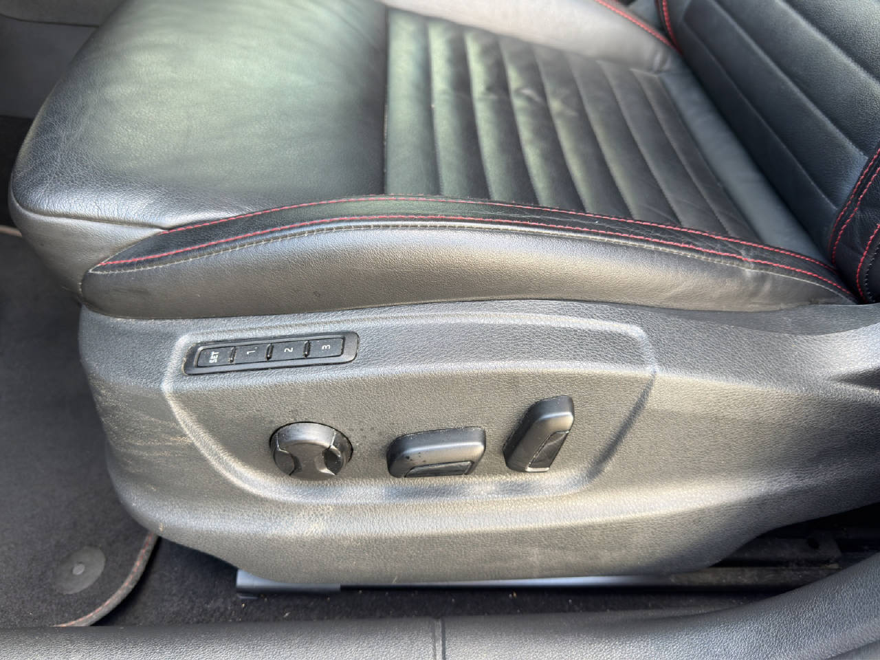 SKODA Octavia Combi 2.0 TSI RS230 D-image-11