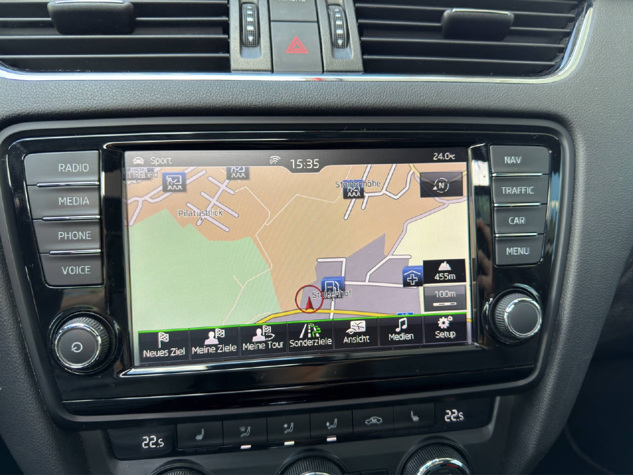 SKODA Octavia Combi 2.0 TSI RS230 D-image-13