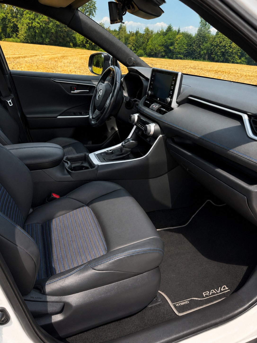 TOYOTA 2.5 HEV Style-image-8
