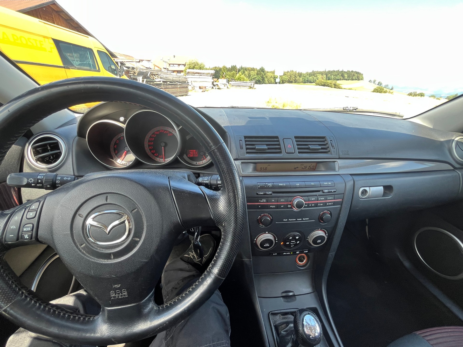 MAZDA 3 2.0 16V Sport-image-8