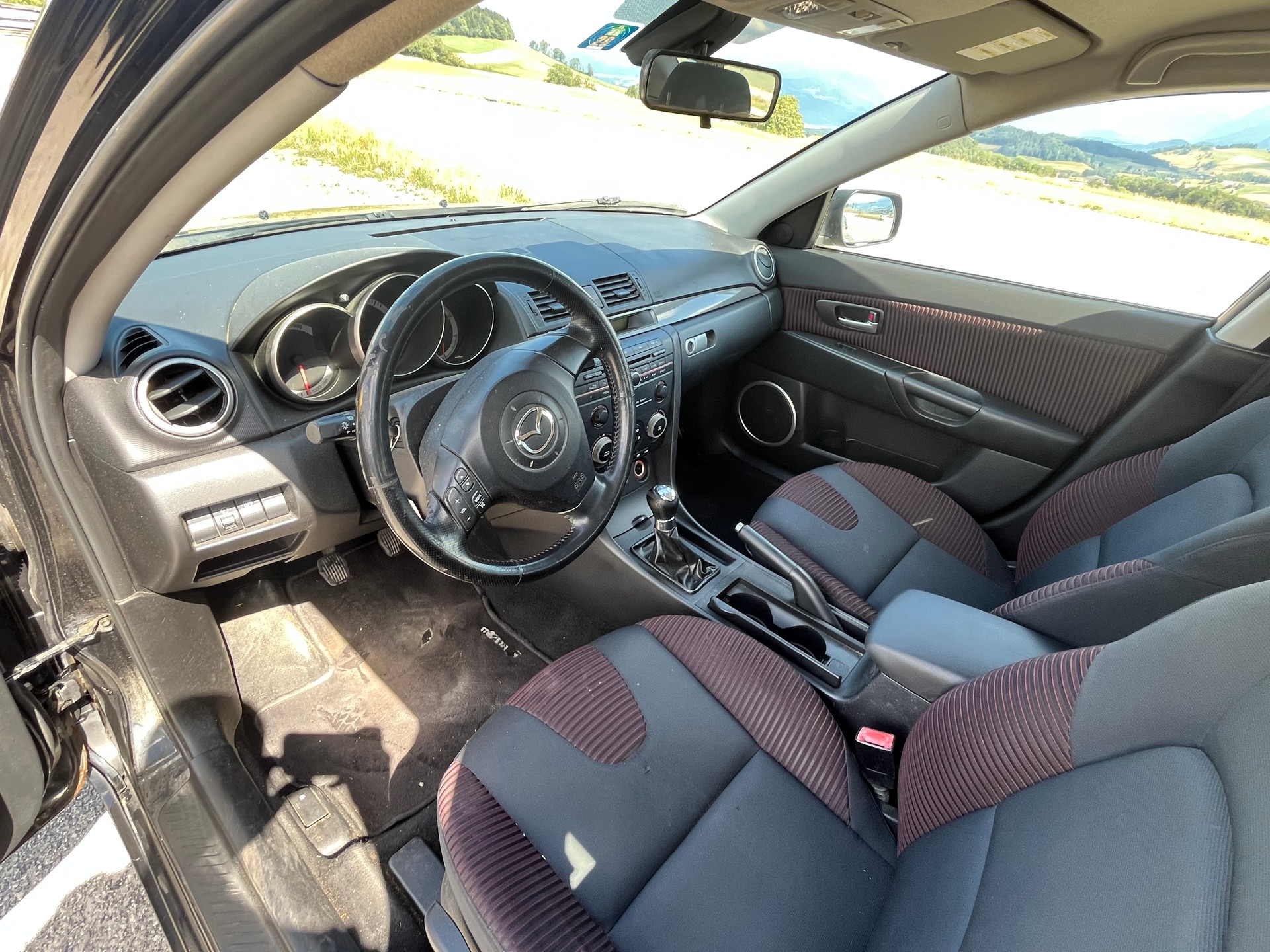 MAZDA 3 2.0 16V Sport-image-6