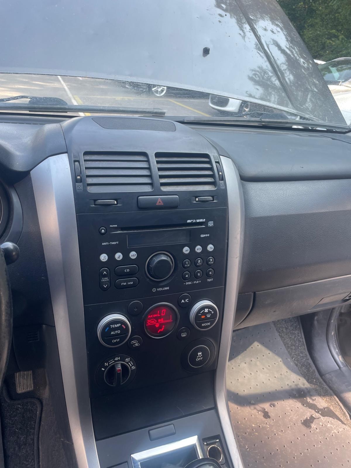 SUZUKI Grand Vitara 2.4 16V GL Top-image-13